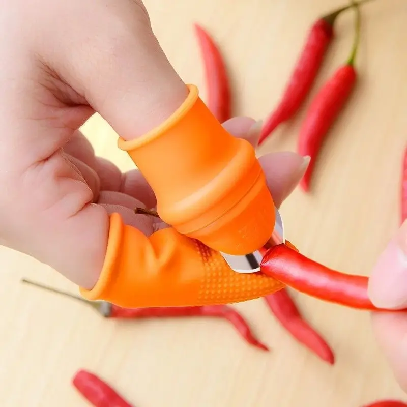 Finger Vegetable Cutter & Harvesting Tool, Garden Picking Scissors for Herbs, Vegetables, Flowers & Peppers