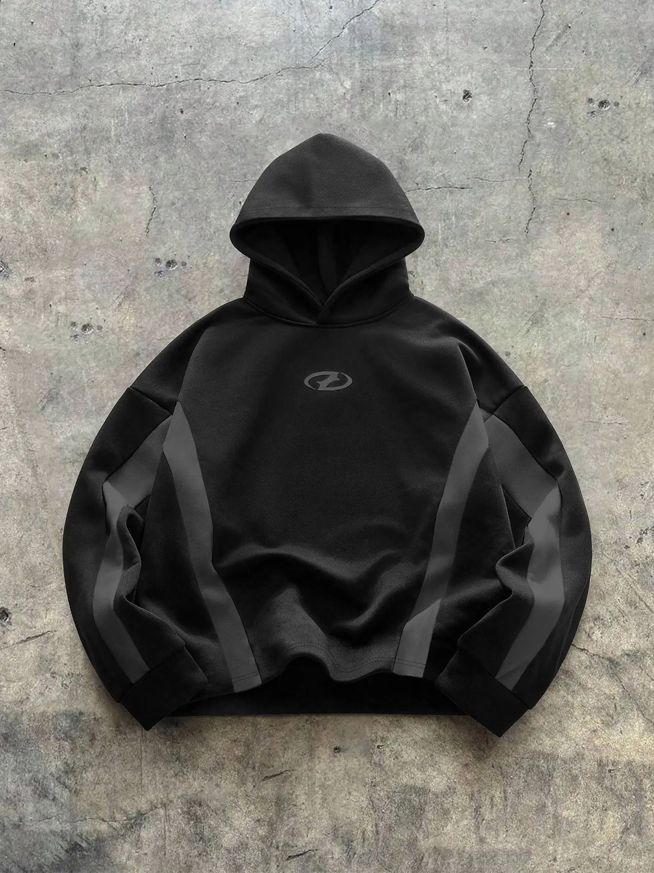 Men's color block hoodie, long sleeve loose pullover with Graphic logo print, suitable for street, daily and urban casual scenarios.