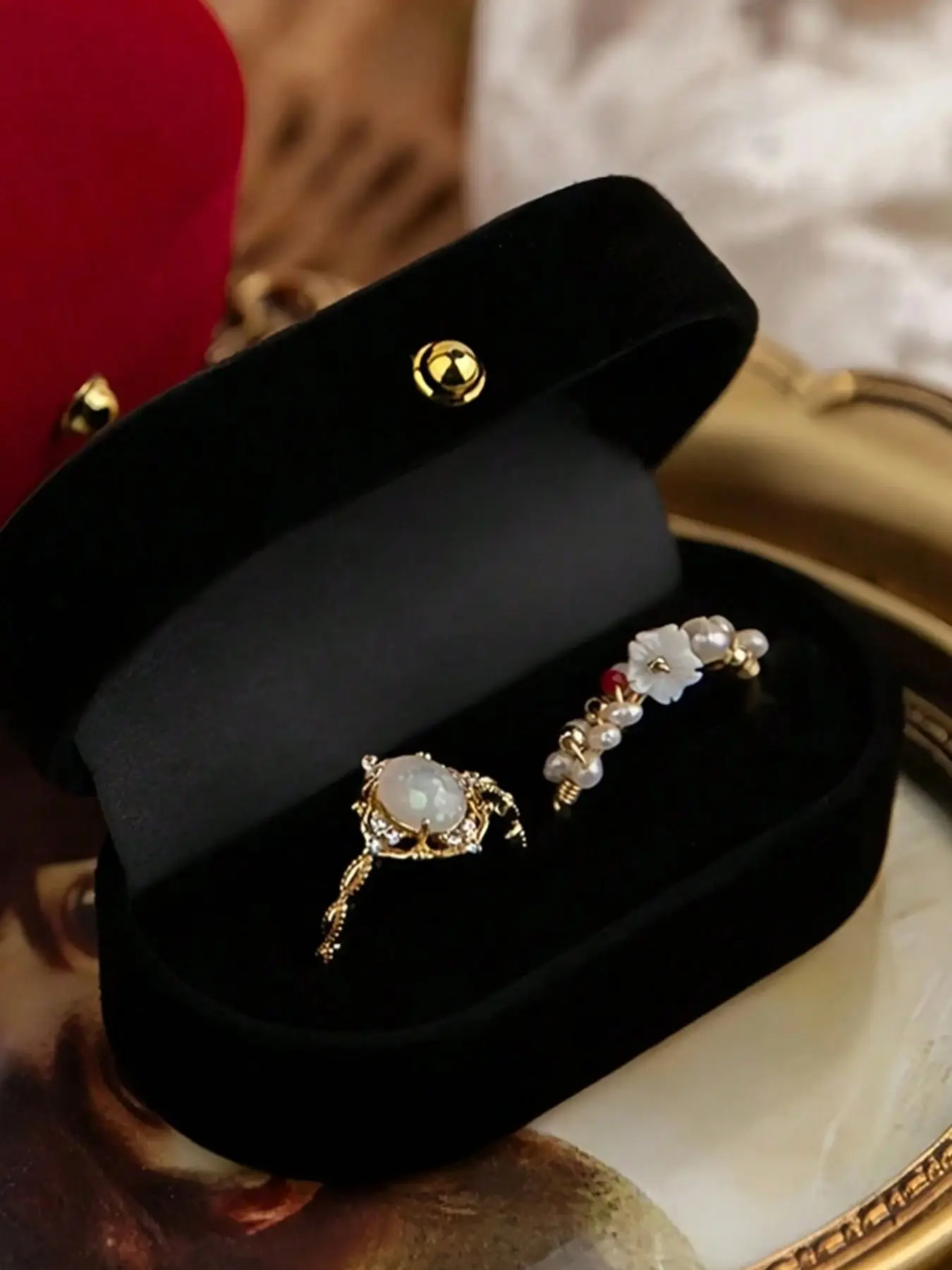 Elegant Velvet Ring Box with 2 Slots, Ring Storage, Dustproof Organizers, Perfect for Wedding Rings, Luxurious Engagement Gift, Ideal for Holidays, Essential for Brides and Grooms