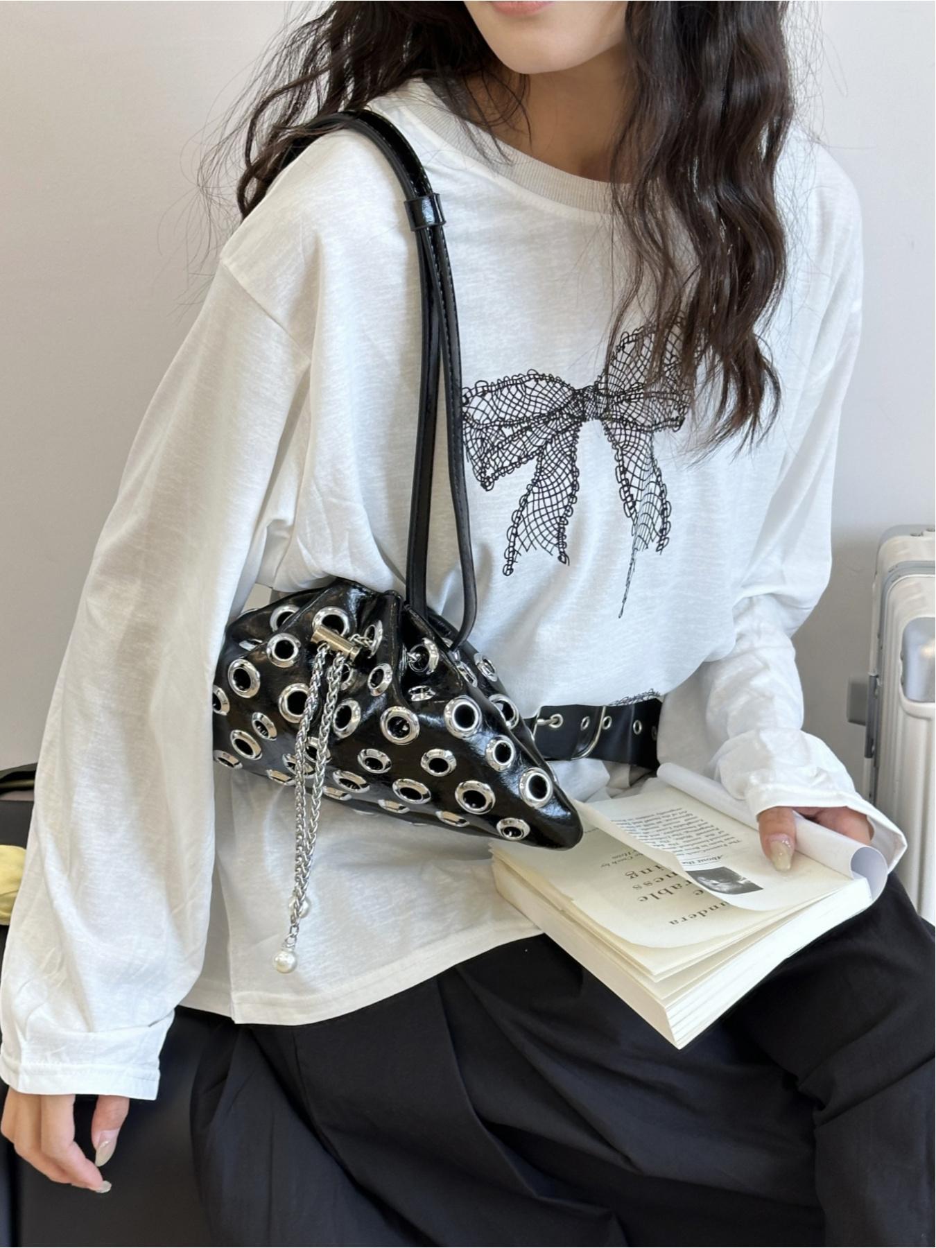 Punk Style Rivet Crossbody Shoulder Bag, Hollow Out Design, Casual Plain Pattern, Small Bucket Bag for Women, All Seasons Use, Embellished Shoulder Bag