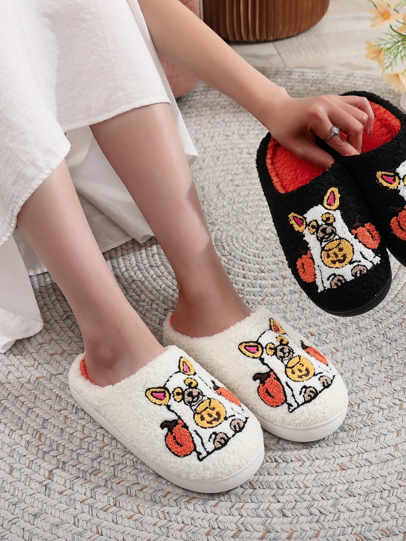 Cute Pet Dog Pumpkin Embroidered Plush Slippers, Soft Comfortable Black Home Shoes for Men & Women for All Seasons, Spooky Perfect Halloween Gift for Dog Moms, Footwear