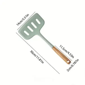 Extra-Large Wooden Handle Silicone Spatula with a Wide Design, Green Slotted Spatula, Heat-Resistant And Non-Stick, Ideal for Frying Eggs And Fish in Kitchens And Restaurants