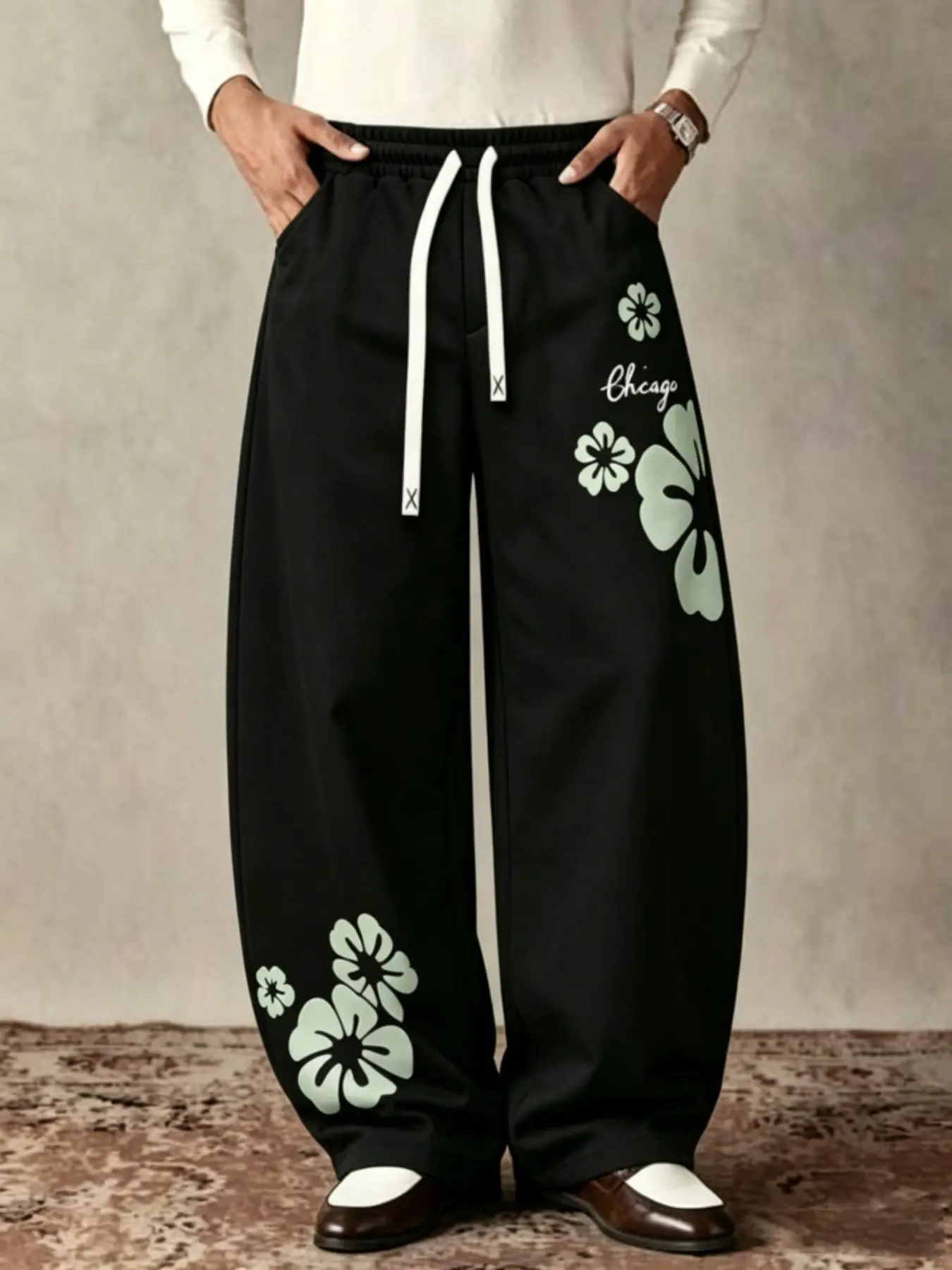 Trendy Colorblock Hibiscus Print Pants, Elastic Waist Heavyweight Wide Leg Pants, Unisex Streetwear Casual Sweatpants