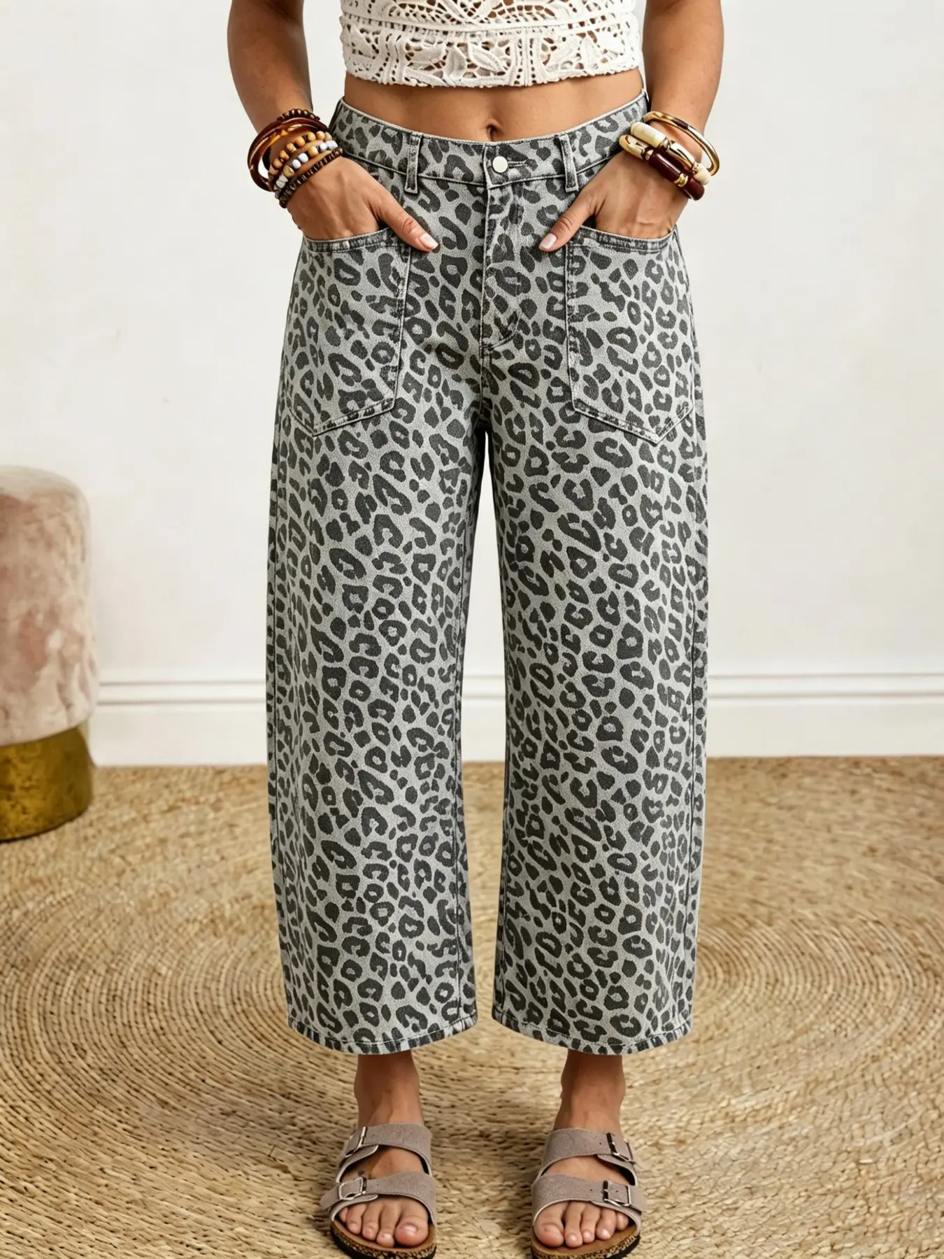 Women's Leopard Print Pocket Loose Straight Leg Jeans Pants, Perfect for Commuting and Travel, Stylish and Comfortable Denim Jeans