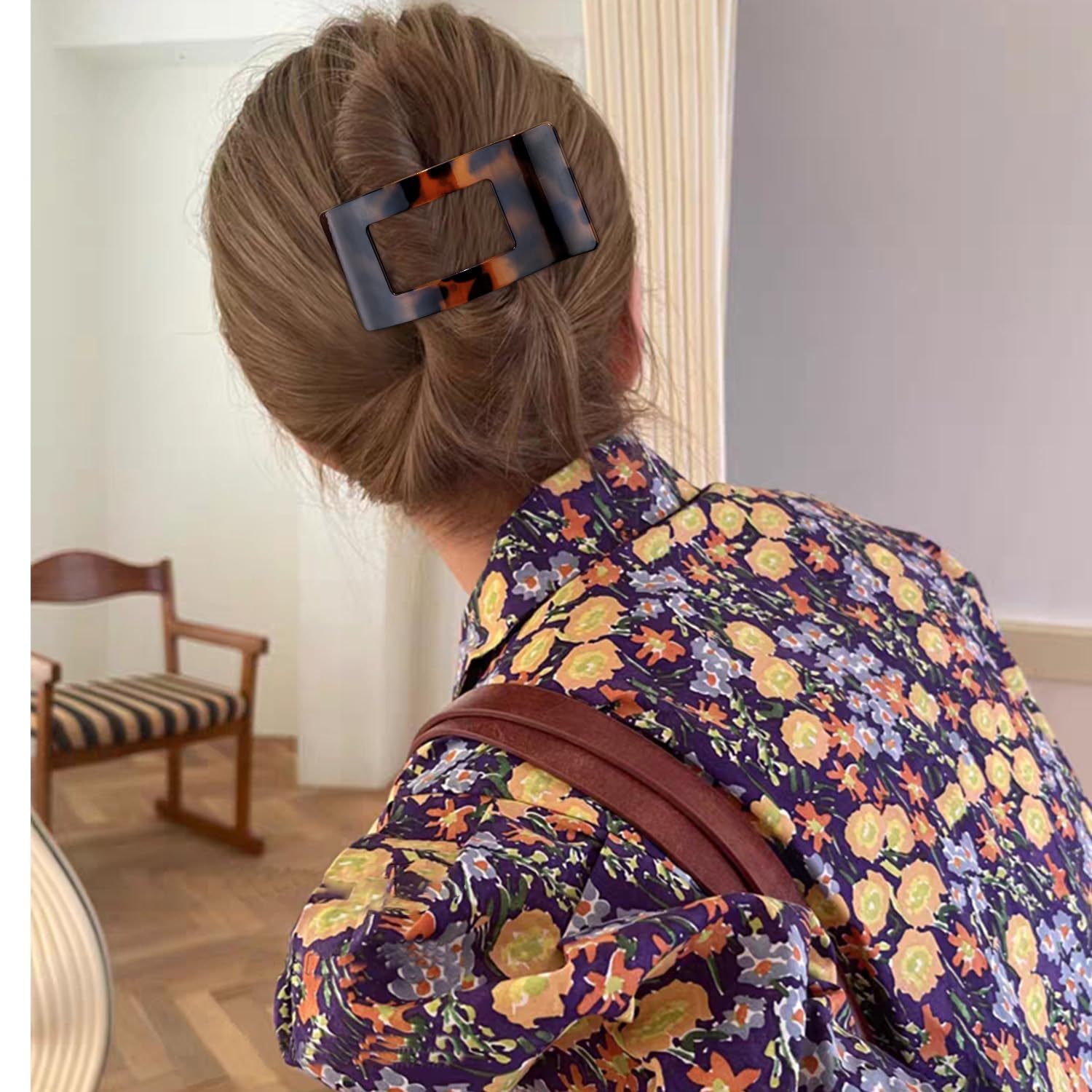 Flat Hair Clips for Women Girls, Matte Lay Flat Claw Clips, Strong Hold Large Side Hair Clip All Hair Types, French Duck Billed Hair Jaw Claw Clip, Non Slip Grip for Daily Styling Tortoise