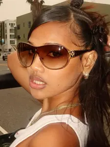 Women's Oversized Gradient Sunglasses, Luxury Designer Style Uv400 Fashion Shades, Essential for Travel Driving Beach