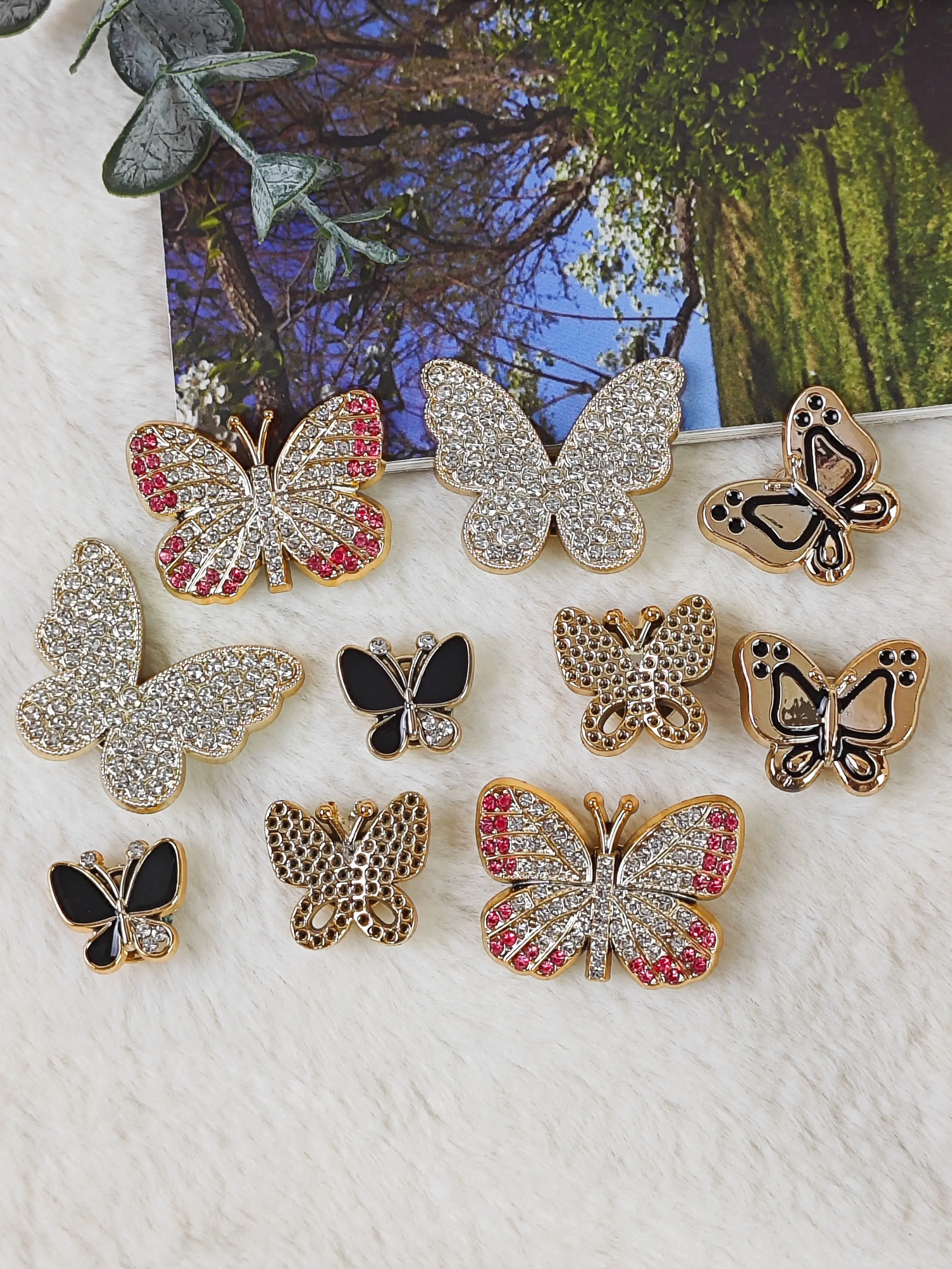 10pcs Shoe Decoration DIY Charms, Butterfly Design, Removable, for Eva Beach Shoes, Flip Flops, Girls' Accessories, Holiday Gift, Shoe Charms Set