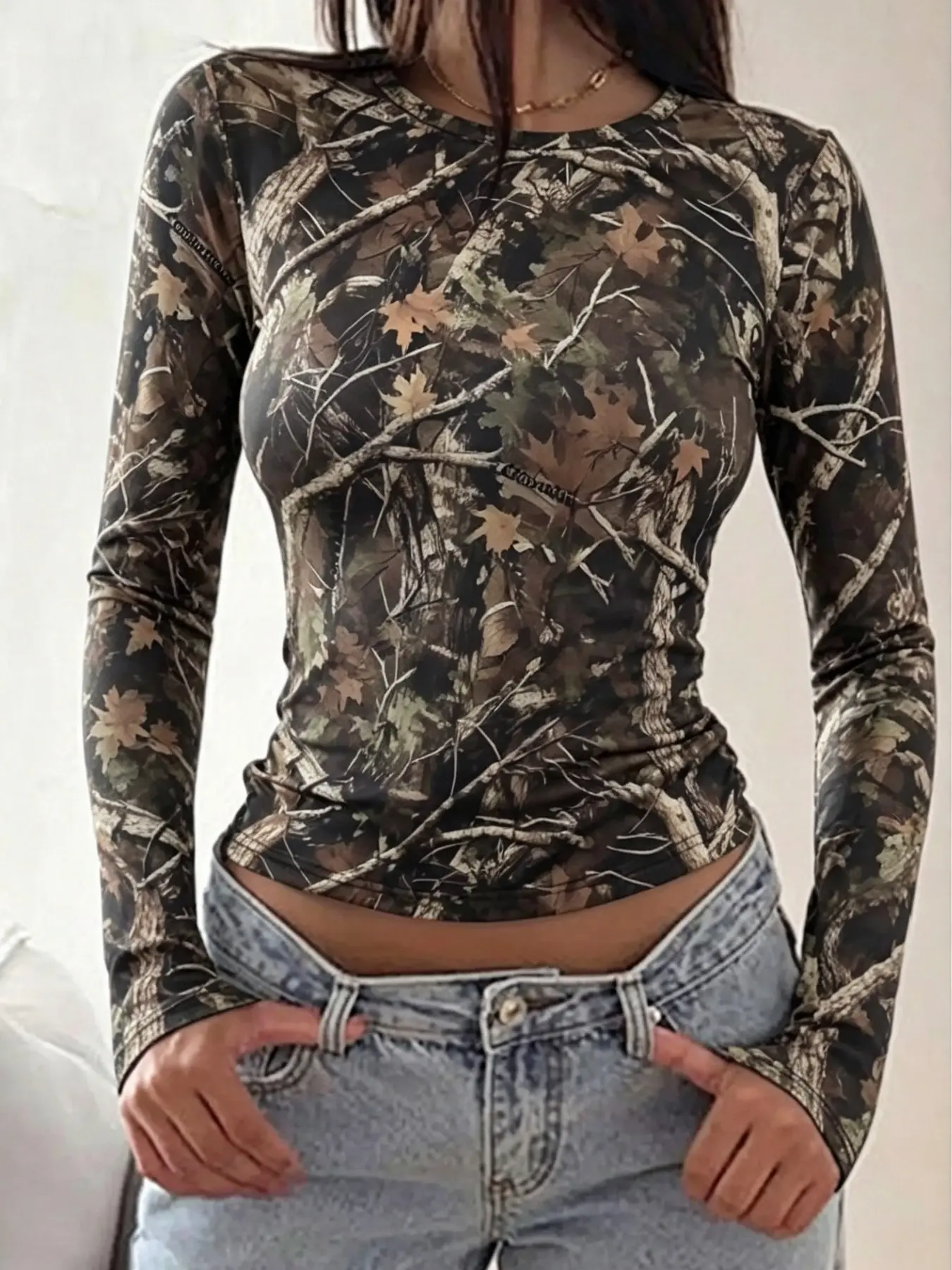 Women's Jungle Branch Camo Long Sleeve Crop Top, Y2K Slim Fit Round Neck Waist-Exposed T-Shirt, Retro Camo Tight Bodysuit, American Street Style