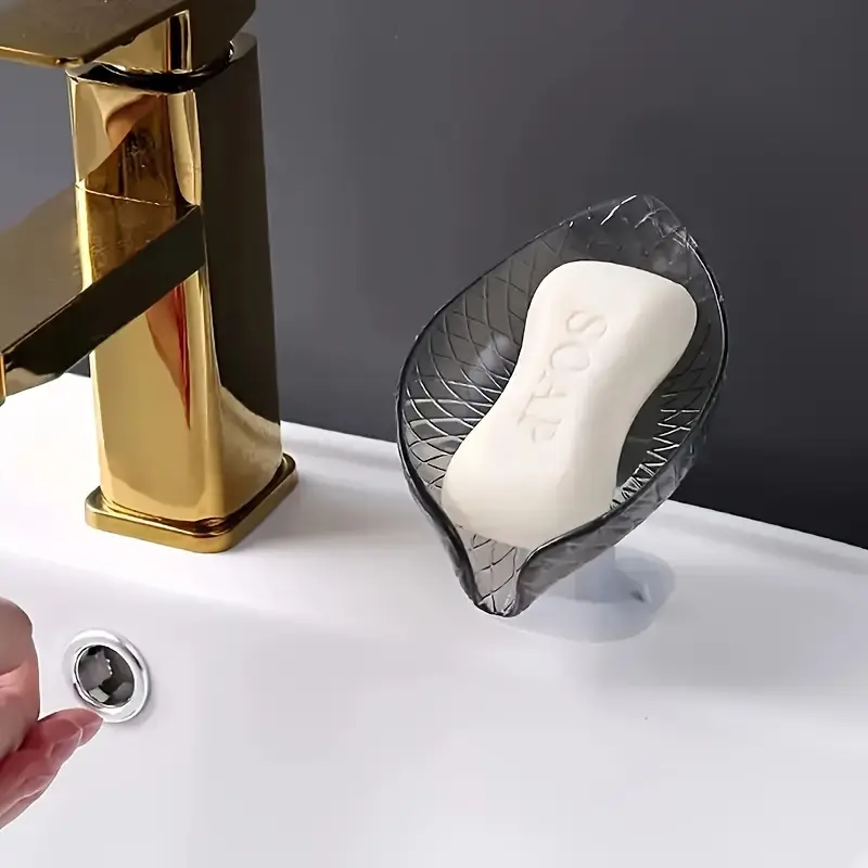 1pc Leaf-Shaped Drainage Soap Tray with Suction Cup - Oval Plastic Bathroom Accessory for Easy Storage And Organization