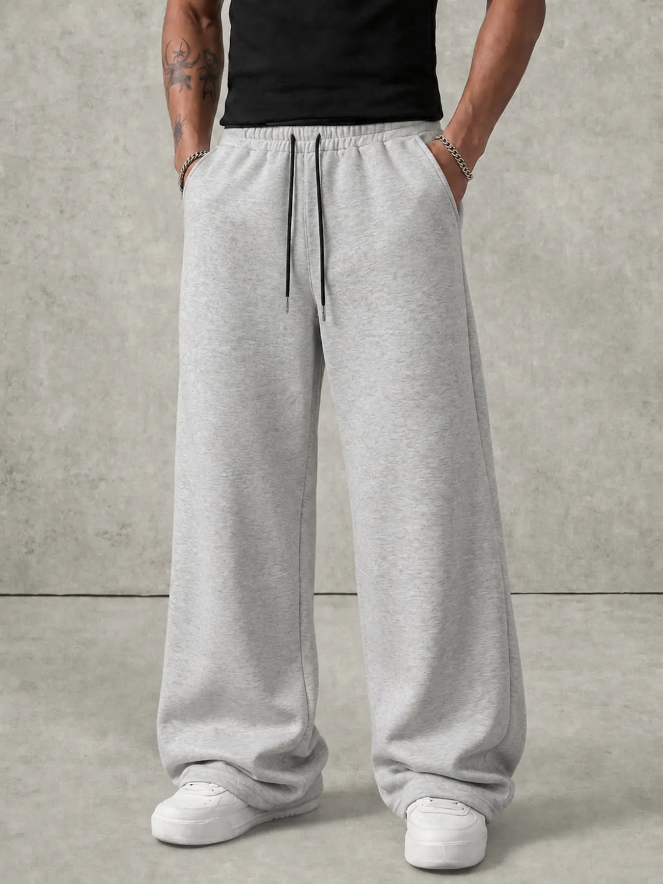 Y2K Minimal Textured Men Baggy Wide‑Leg Sweatpants Light Heather Grey Tonal Embossed Pattern Elastic Drawstring Waist Side Pockets Loose Fit Street Loungewear Bottoms For Gen Z Teen Young Men Vacation Casual Daily Hangout