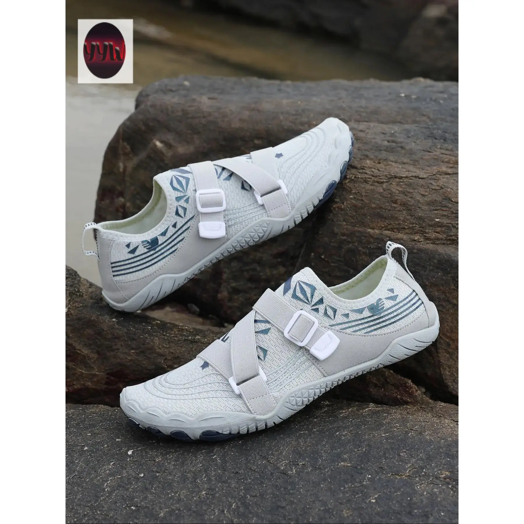 YYW1 Unisex Beach Shoes, Sporty Water Shoes, Water Fitness Shoes, Five-Finger Swimming Shoes, Outdoor Couple Waterproof Shoes, Comfortable Durable Footwear