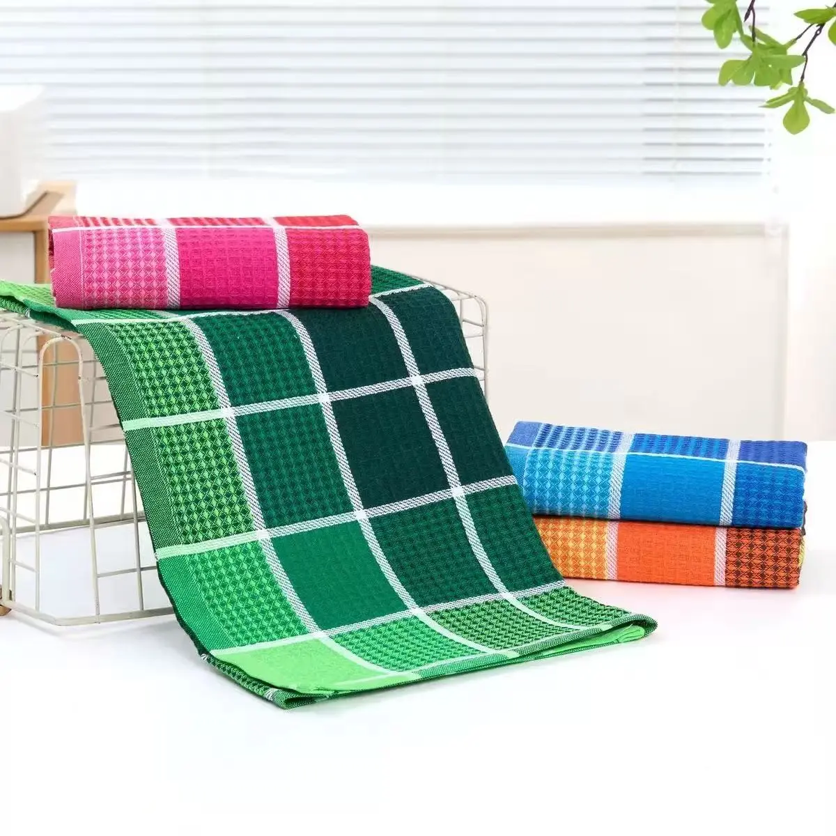 4-Pack Large Plaid Cleaning Cloths, Absorbent Durable Polyester Kitchen Towels, Ideal for Kitchen, Outdoor, Car, Bathroom Use