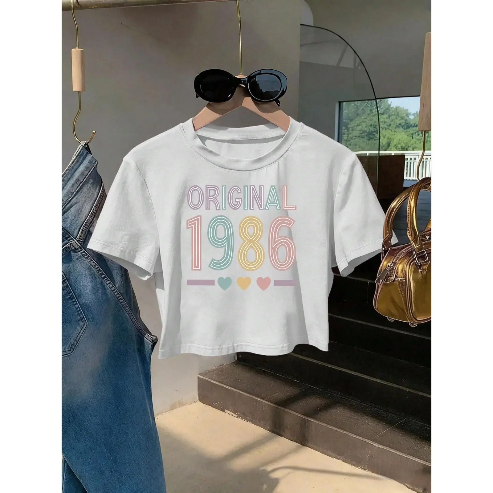 Women's Y2K Vintage "ORIGINAL 1986" Crop Top T-Shirt - Short Sleeve Crew Neck Blouse-Compatible Suitable For Outdoor Travel, & Daily Wear, Machine Washable -Line Summer Top, Retro Letter Print Design (No), Birthday Mother's Day Gift Suitable For Family
