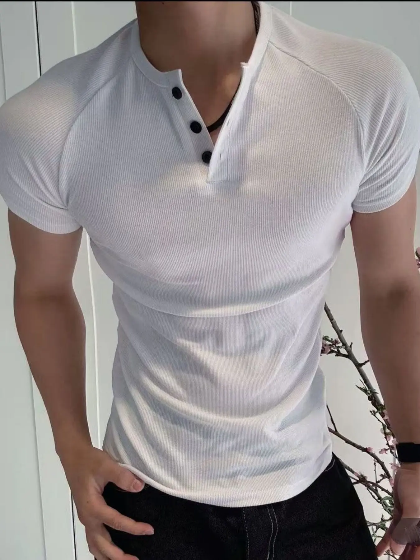 Men's rib-knit Henry collar T-shirt, soft and breathable, with button closure and fashionable raglan sleeves, a fitted short-sleeved casual business casual versatile top, Casual Tee