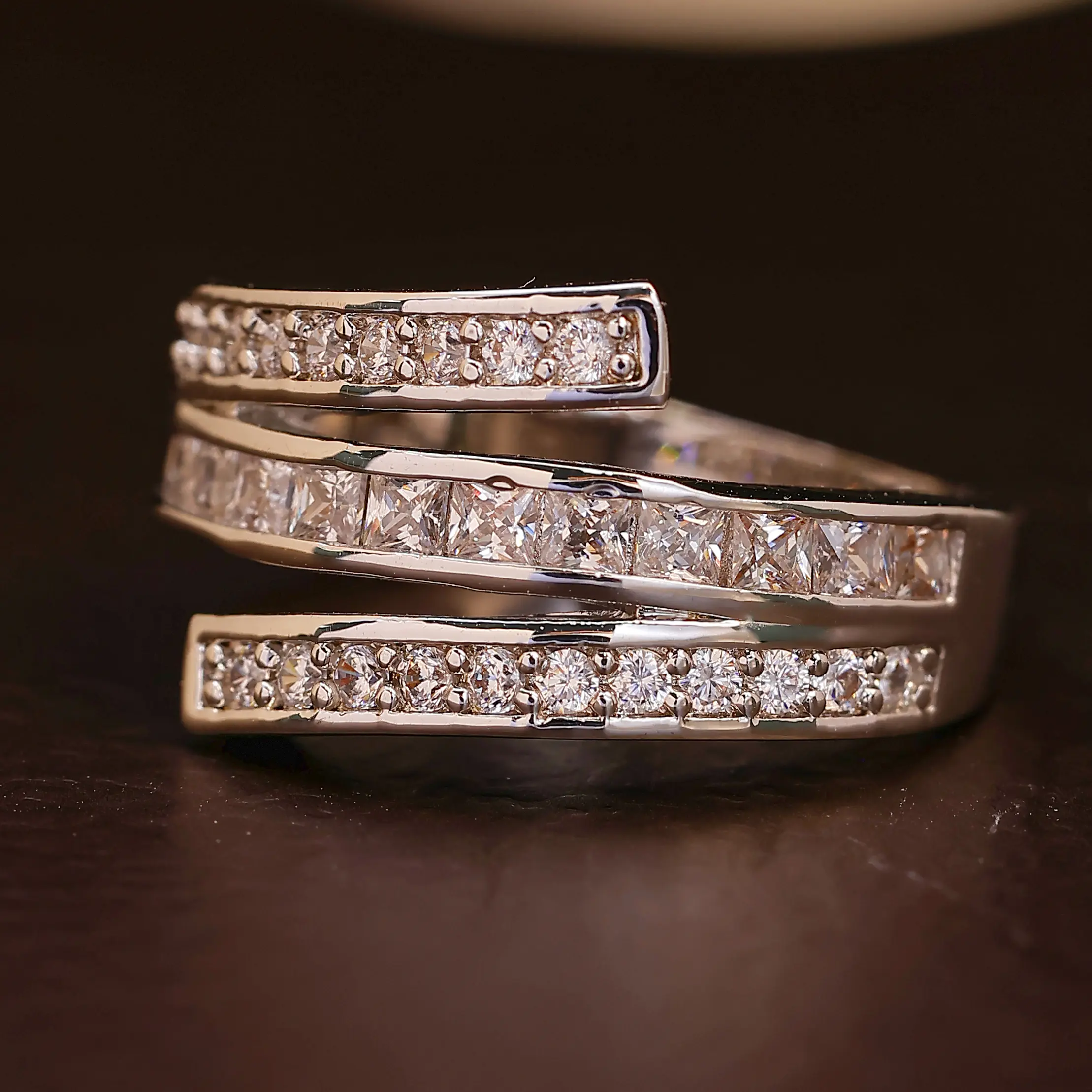 Women's Glamorous Pave Spiral Statement Ring - Silver-Tone Crossover Band with Brilliant Shine, Female Costume Jewelry for Everyday Casual Wear or Ceremony Occasions, Rings For Women, Elegant, Daily Wear, Metal Coating, Ring Stack