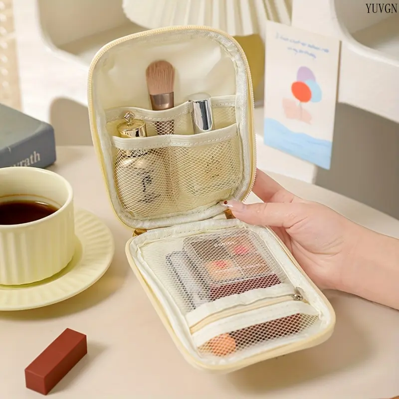 Sports & Outdoor Gym Shoulder Bag - Compact On-The-Go Cosmetic Touch-Up Pouch, Mini Portable Lipstick Organizer, High-Capacity Large Capacity Bag for Travel Toiletry & Makeup Storage