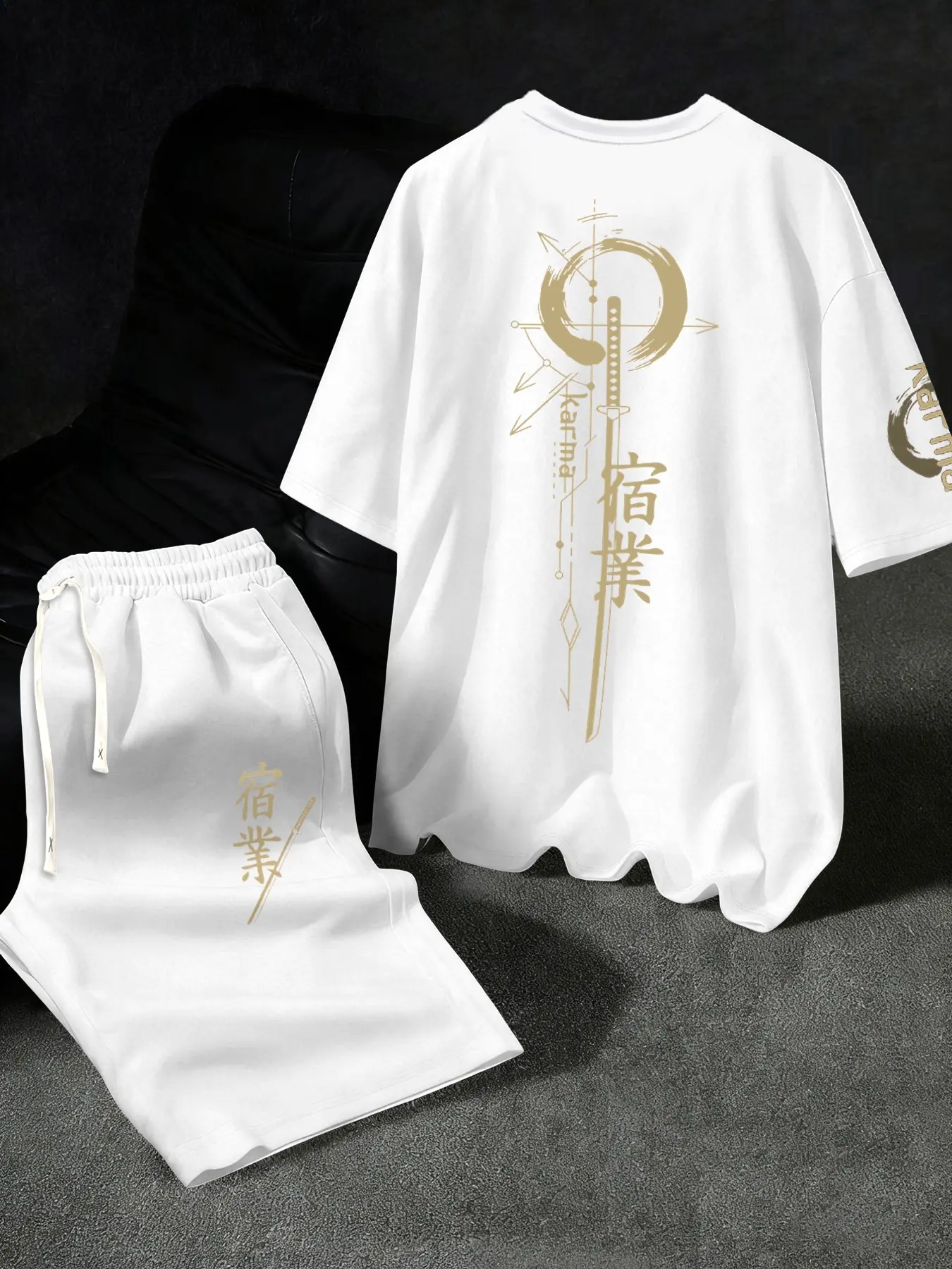Japanese Style Samurai Sword Print Set, Short Sleeve and Shorts, Loose Fit Men's Casual Sportswear, Streetwear Two-Piece, Casual Sporty Design, Fashion Summer Sportswear
