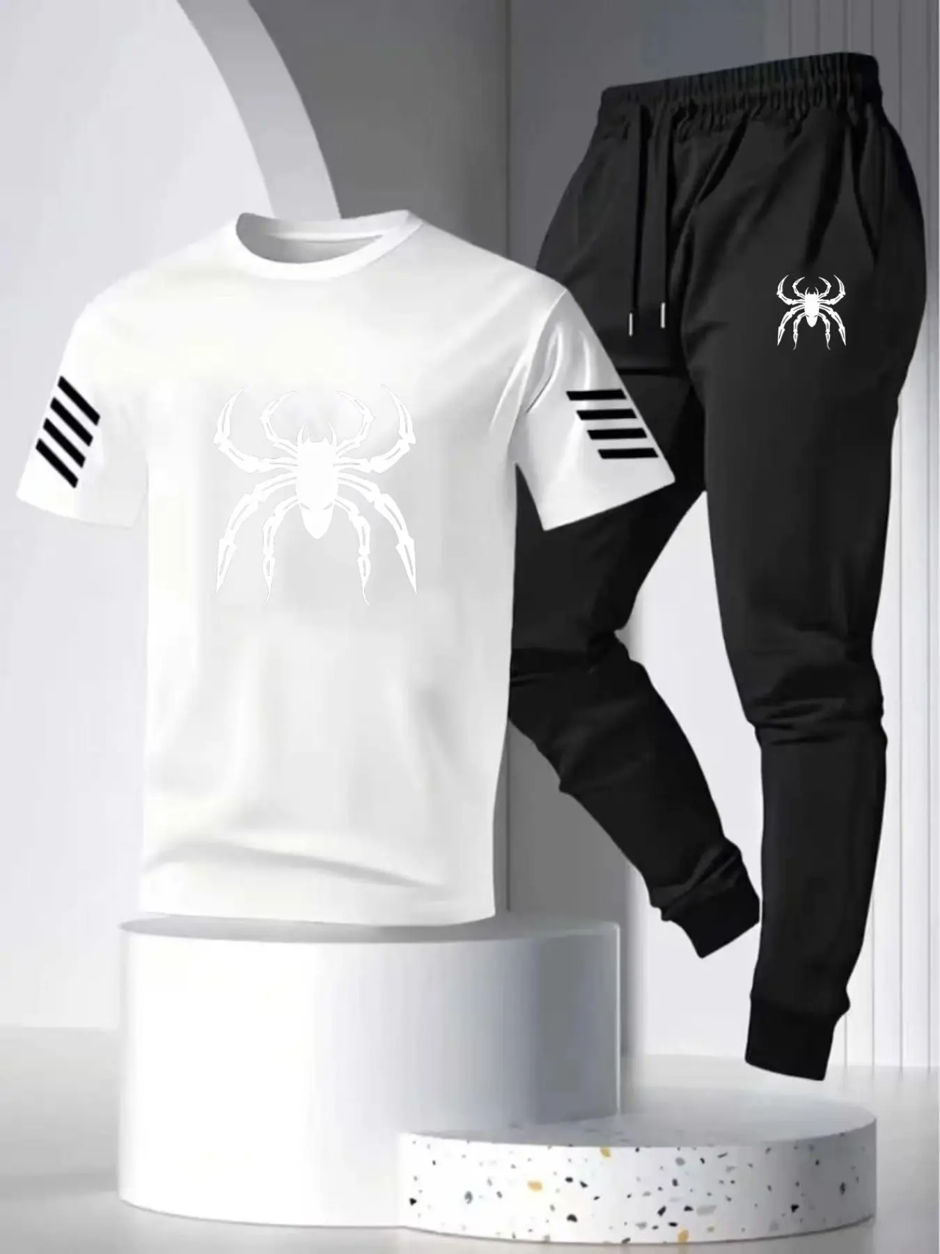 Spider Pattern Men's Casual Suit, Short Sleeve Tee & Jogger Pants Set, Breathable Moisture-Wicking, All-Season Comfort, Easy Care