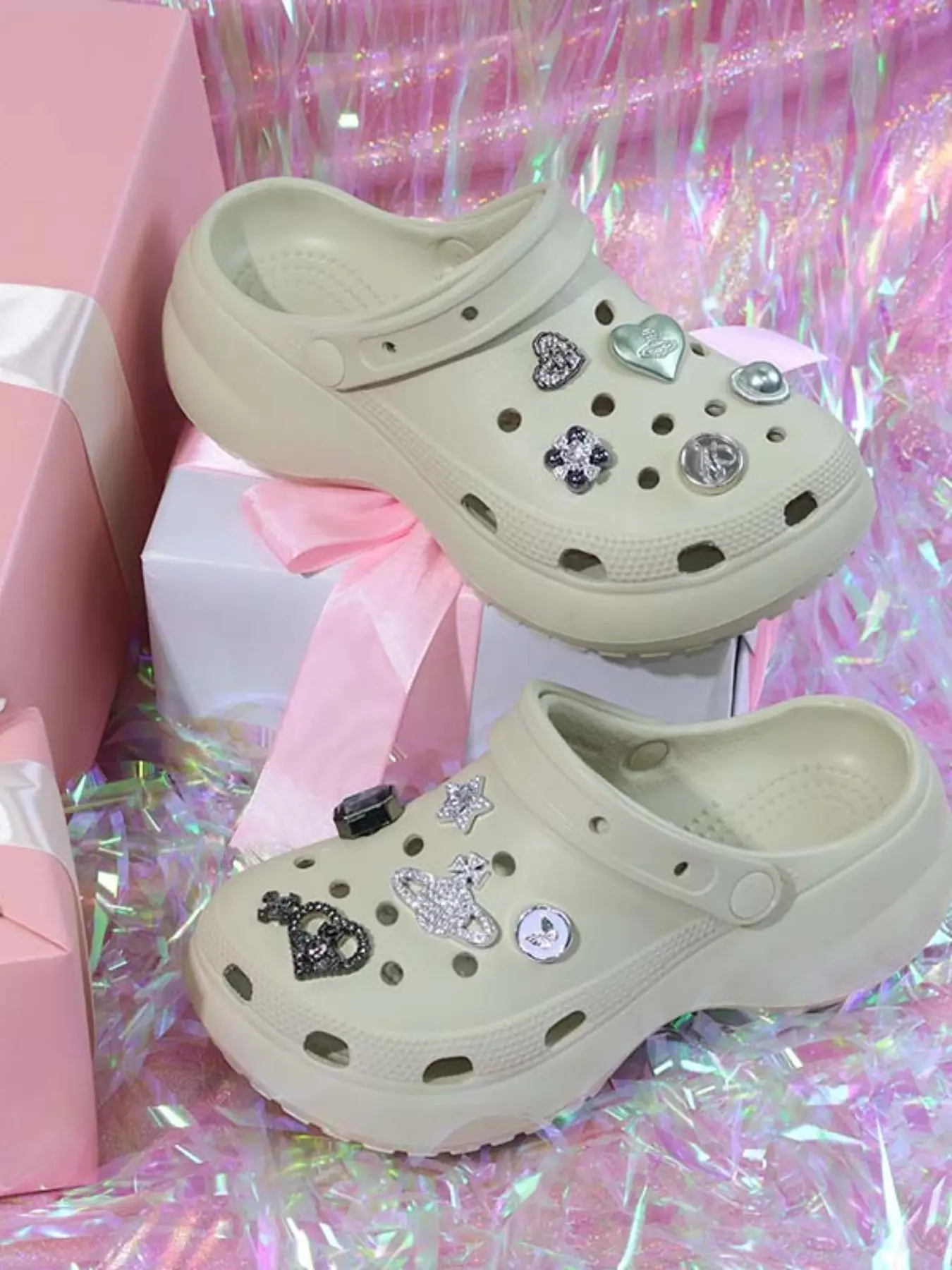 Soft Cloudy Thick Sole Eva Sandals, Detachable Rhinestone Saturn, Heart Shoe Flower, Waterproof Women's Daily Outdoor Slippers