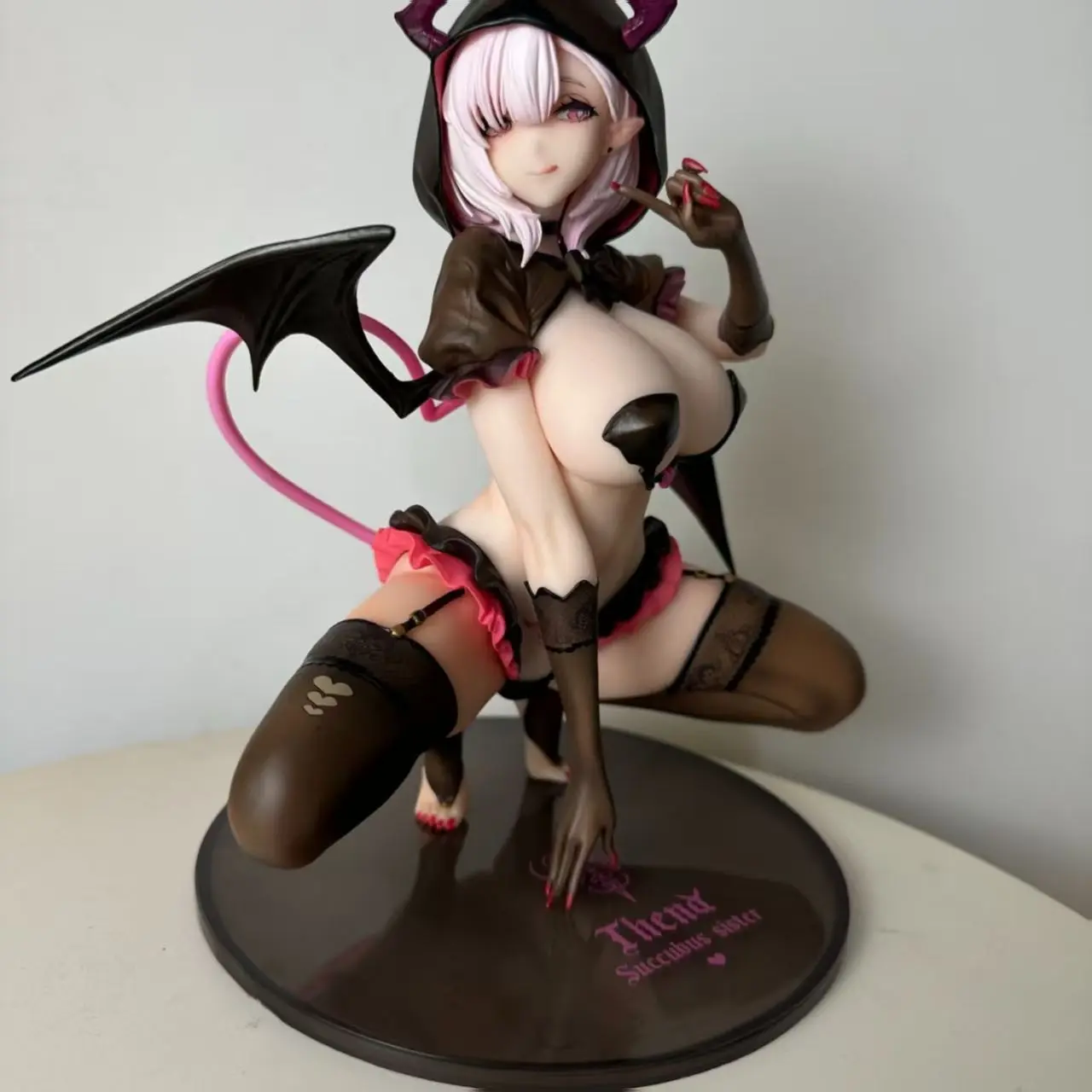 Gk Mimi Sister Tina High-Quality Crouching Pose Anime Girl Figure, Premium Secondary Character Collectible, Perfect for Anime Enthusiasts
