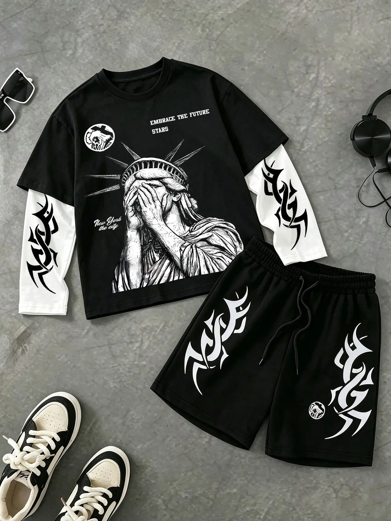 Y2K Streetwear Men Statue Liberty Graphic Fake Two Piece Top + Shorts Gothic Tribal Print