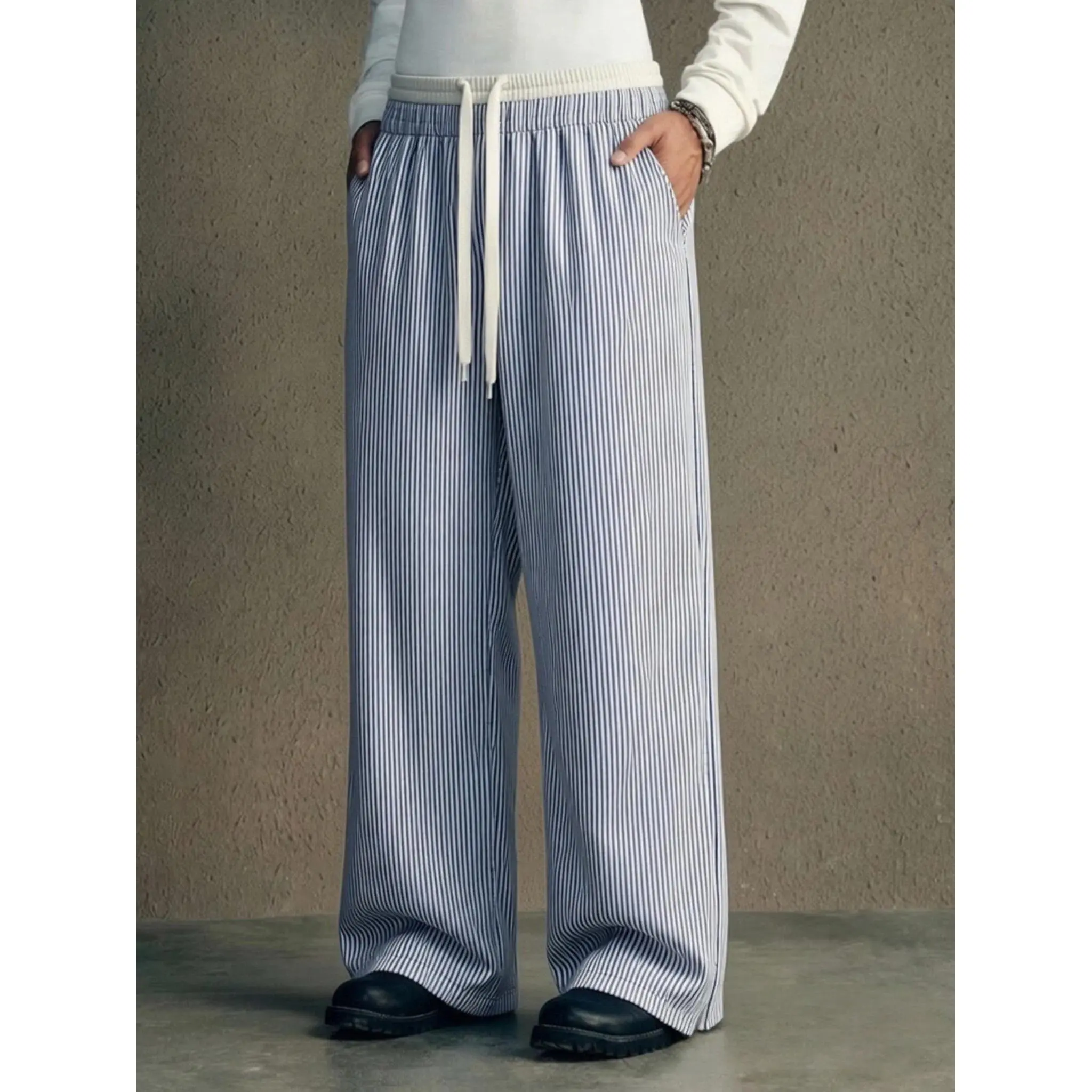 Men's High Cotton Vertical Striped Wide Leg Pants, Elastic Contrast Drawstring Waist Loose Straight Trousers, Lightweight Breathable Wrinkle Free Side Pocket Casual Streetwear Palazzo Pants for Summer Vacation Daily Walking Office Outfits
