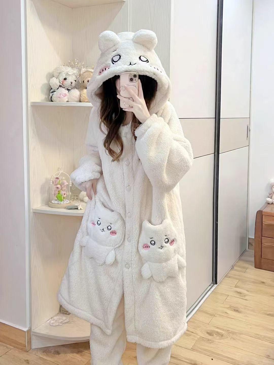 Anime chiikawa winter plush thick pajamas cartoon cute warm usag pajamas chiikawa coral fleece nightgown women's home suit set