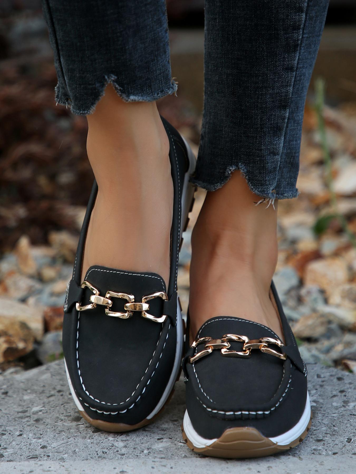 Women's Casual Sporty Slip-On Low-Top Shoes, Lightweight Comfortable Fashion Round-Toe PU Leather Shoes with Chain Decoration, Slip On Style