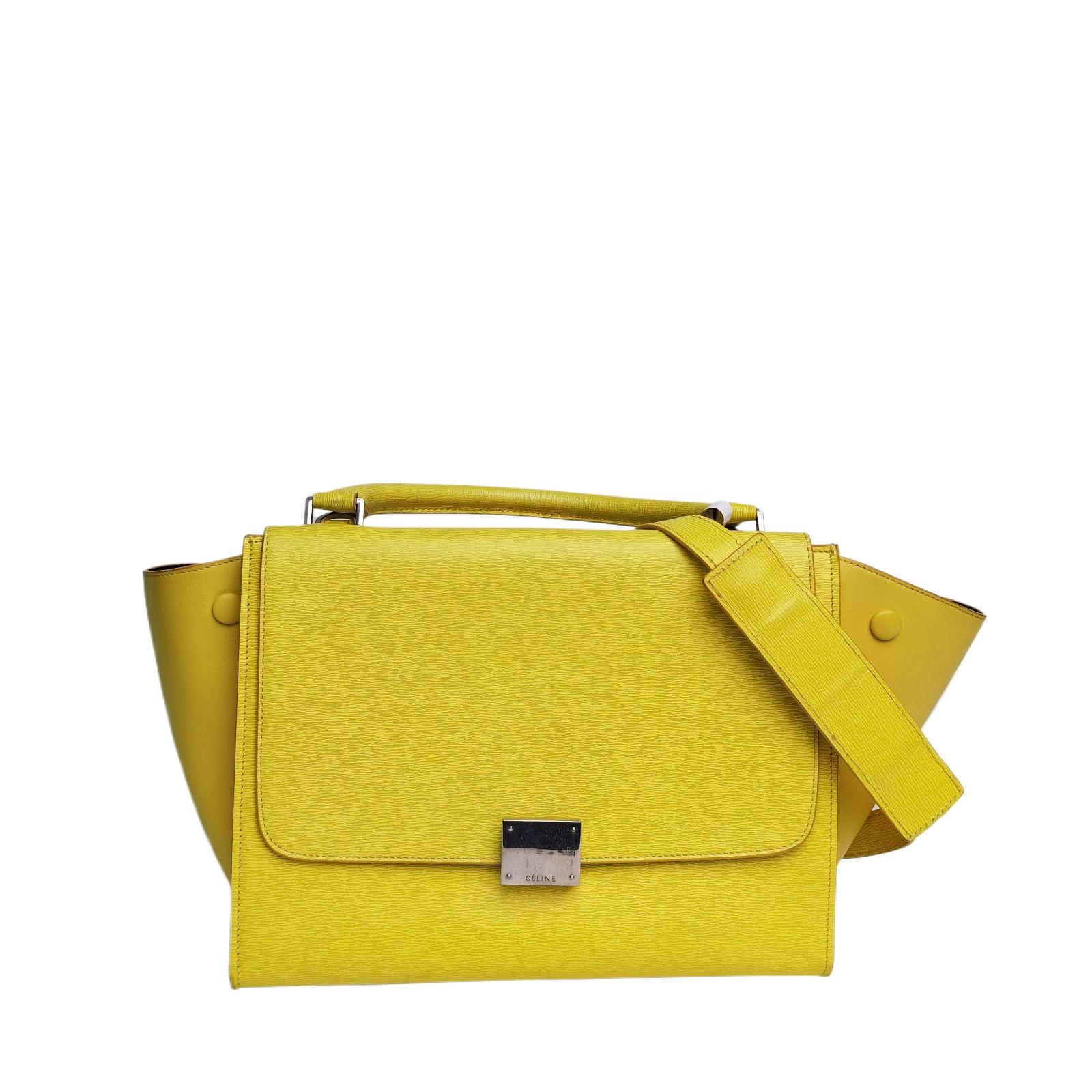 Pre-owned Celine 【Diz】Trapeze Crossbody Bag Small Size 27, Yellow