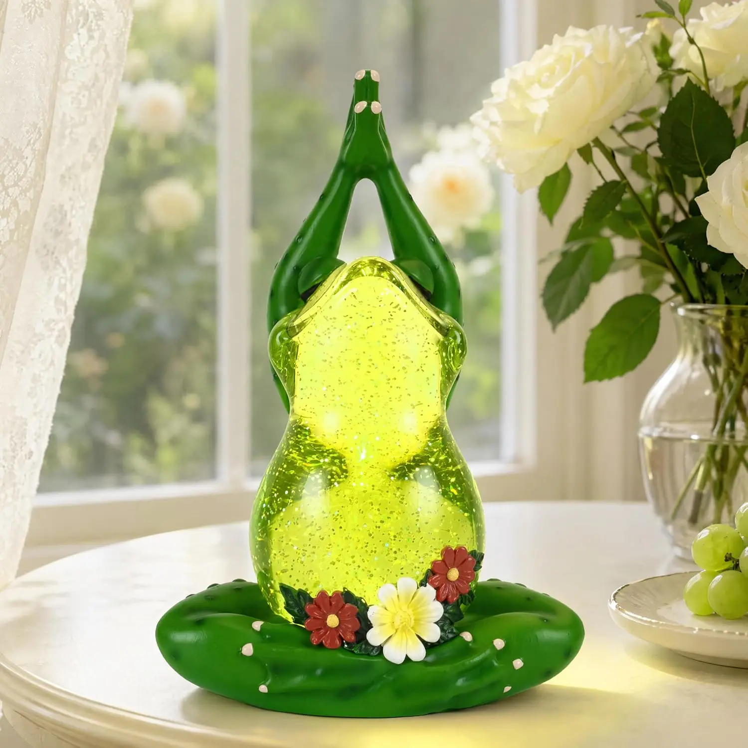 Snow Globe Decor with 6H Timer, Swirling Glitter Snow Globes Spring Figurine Decorations, USB/Battery Operated, for Spring Holiday Home Decor and Gift (Frog)