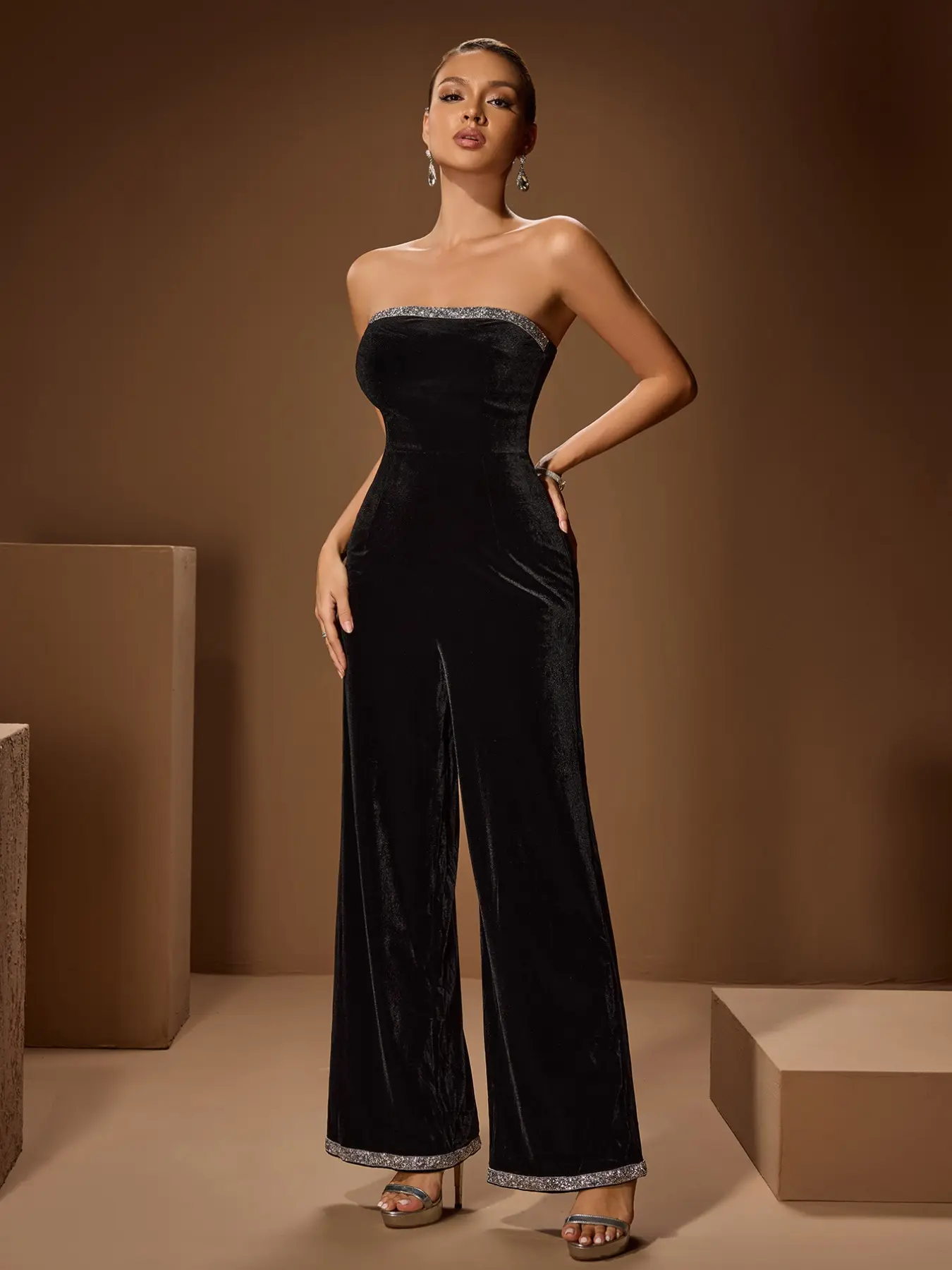 Elegant Sleeveless Velvet Bodysuit with Rhinestones, Waist-Cinch Design, Perfect for Weddings, Engagements, Parties