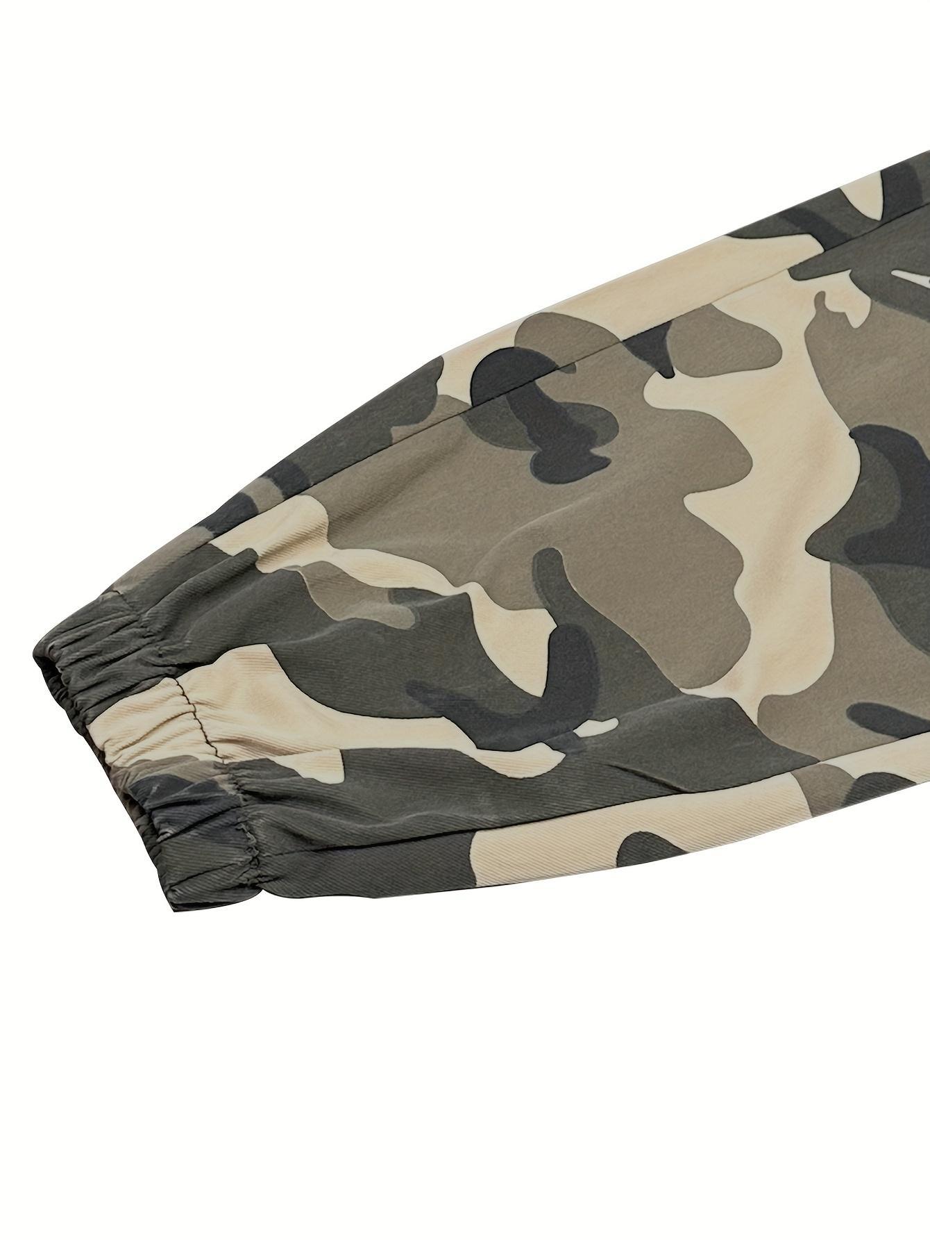 Men's 2-piece camouflage workwear, ankle tied casual pants Multi pocket drawstring elastic waist loose sports pants set Outdoor military style camouflage work pants two-piece combination