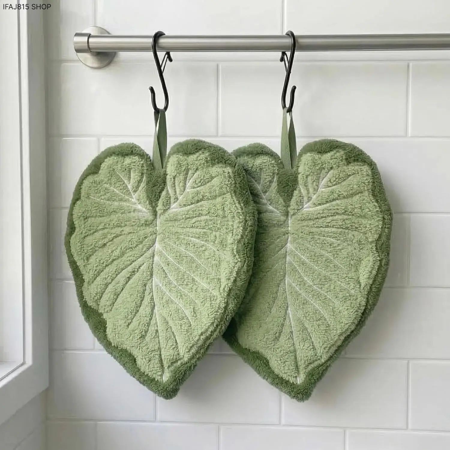 Leaf-Shaped Kitchen Hand Towels, Set of 2 Decorative Polyester Cloths with Hanging Loop for Kitchen/Bath, Super Absorbent & Quick-Dry, Hand-Friendly, Two Piece Set, Countertop/Stove