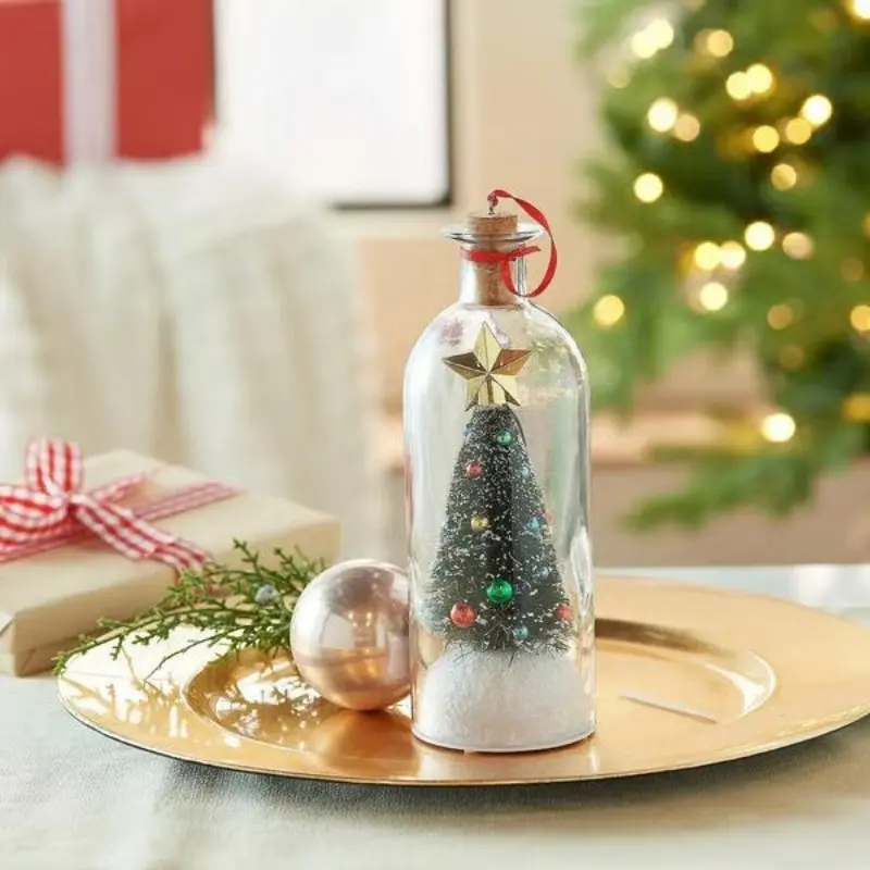 Recordable "Christmas Tree in a Bottle"—a desktop ornament blending the concept of a "message in a bottle" with voice-recording capabilities; a meaningful Christmas keepsake gift for mothers, children, friends, and loved ones