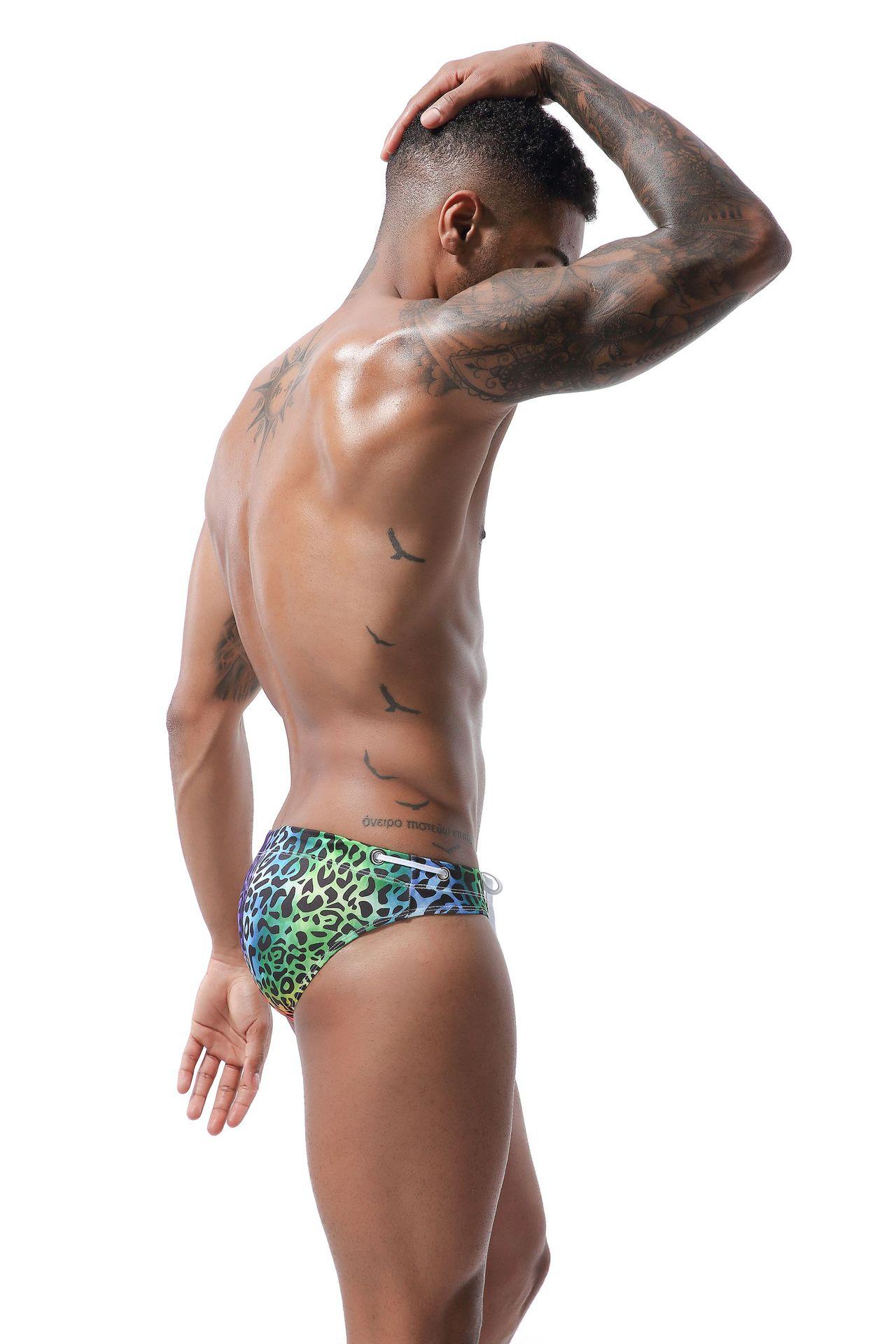 Men's Swim Trunks Hot Spring Beach Low-Rise Triangle Swim Trunks Leopard Print Digital Print