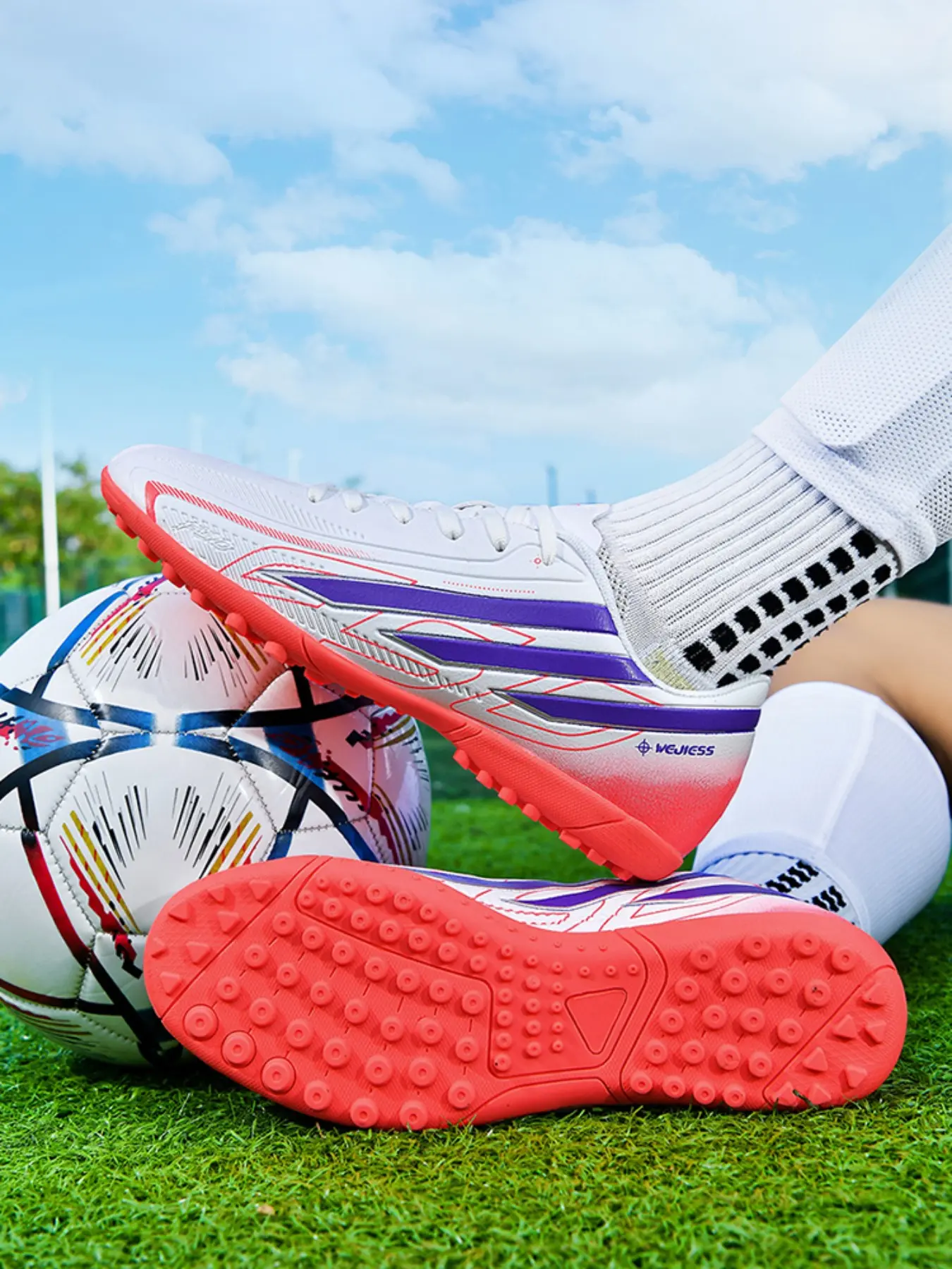 Latest Men's Soccer Shoes with Long Studs, Ideal for Grass Training and Matches, Breathable, Strapless, Adult Sports Shoes