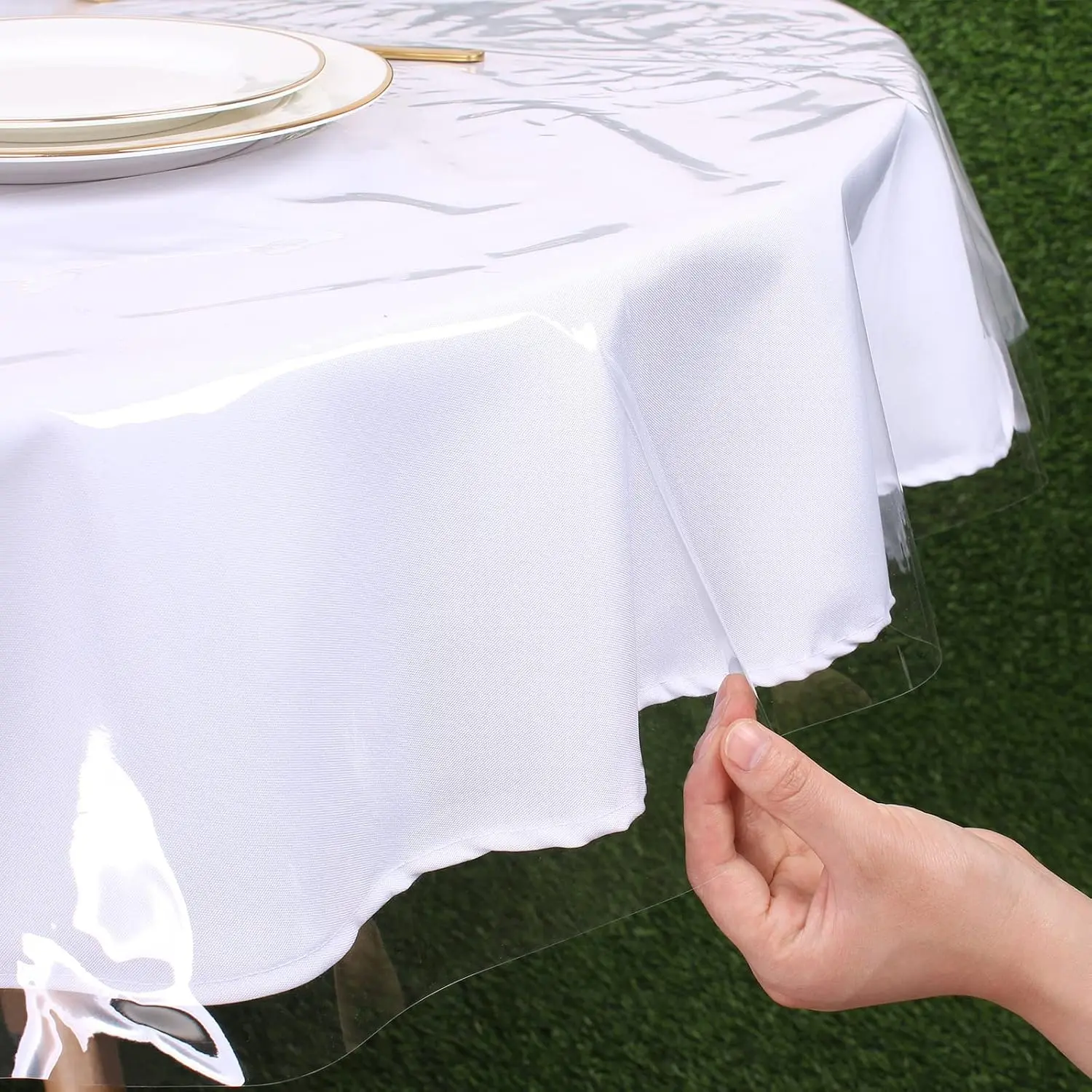 60 Inch Round Clear Plastic Table Cover Protector Vinyl Tablecloth |  , PVC Transparent, Oil Spill Proof, Wipeable,Heavy Duty Wipeable Dining Room Protector,Picnic Party,Holidays