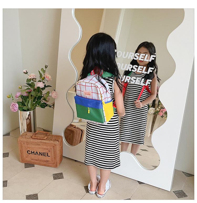 Kindergarten children's backpack, stylish baby color-blocking canvas backpack, lightweight backpack for boys and girls aged 3-6 years old