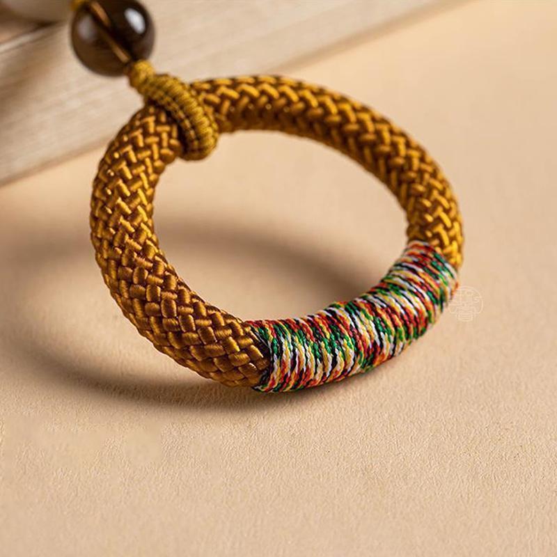 1pc Hand Woven Chinese Style Phone Wrist Charm Strap Cell Phone Finger Keychain Hand-woven Ring Buckle Pendant Cloud Pattern