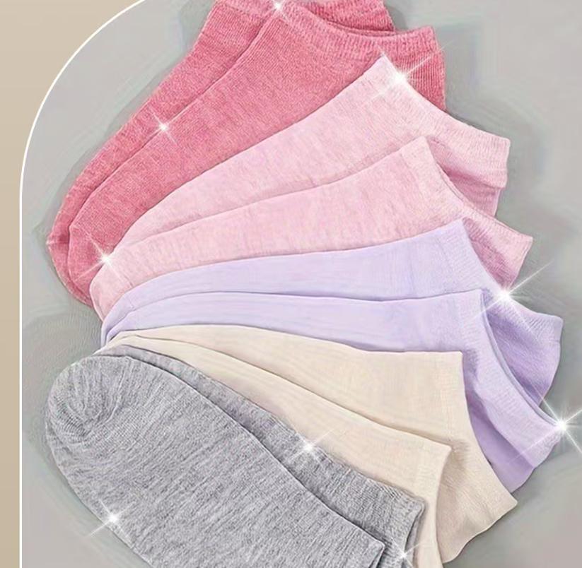Trendy Hygge Ankle Socks Cozy Cotton Colorful Low Cut Socks for Women Men Non Slip Breathable All Day Comfort Lightweight Casual Socks