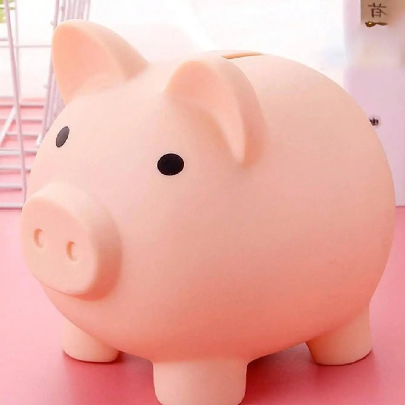 1PC Silicone Piggy Bank, Creative Small Pig Design, Decorative Piggy Bank, Home Essential, Perfect Gift for Birthday and Graduation, Durable and Fun Savings Solution.