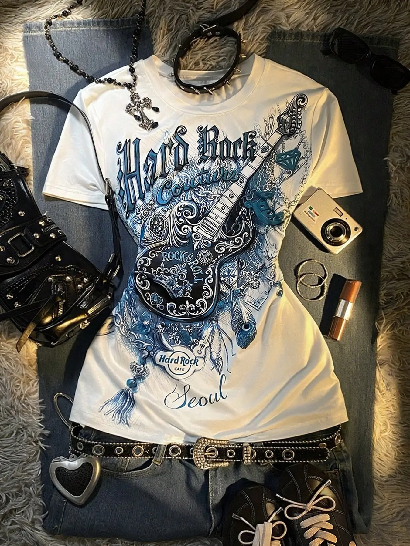 Women's Casual Rock Guitar Print Round Neck T-Shirt, Holiday, Valentine's Gift, Y2K Style, Travel Wear, Comfortable and Stylish