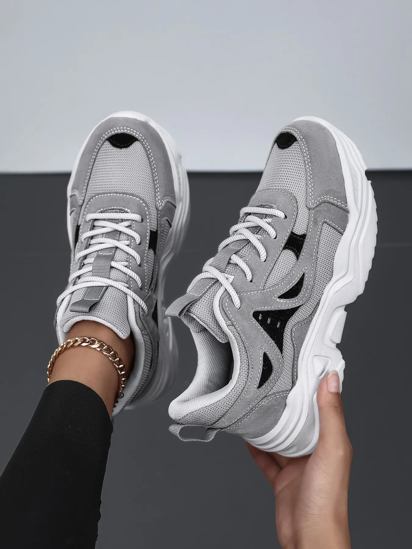 Women's Casual Sports Shoes, Fashion Running Sneakers, Trendy Running Shoes, Breathable Mesh Thick Sole, Round Toe, All Seasons, Perfect for Shopping, Running, Hiking, Daily Wear
