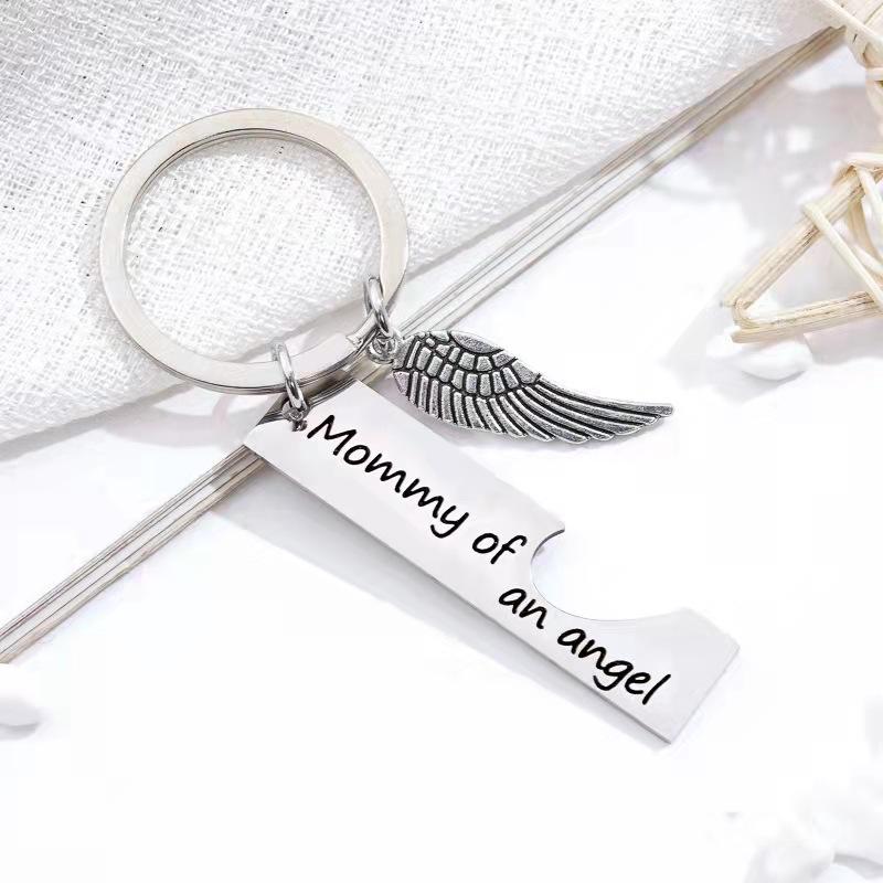 2026 Angel Wings Memorial Keychain Set-“Mommy of an Angel & Daddy of an Angel” Matching Remembrance Keychains, Sympathy Gift for Bereaved Parents