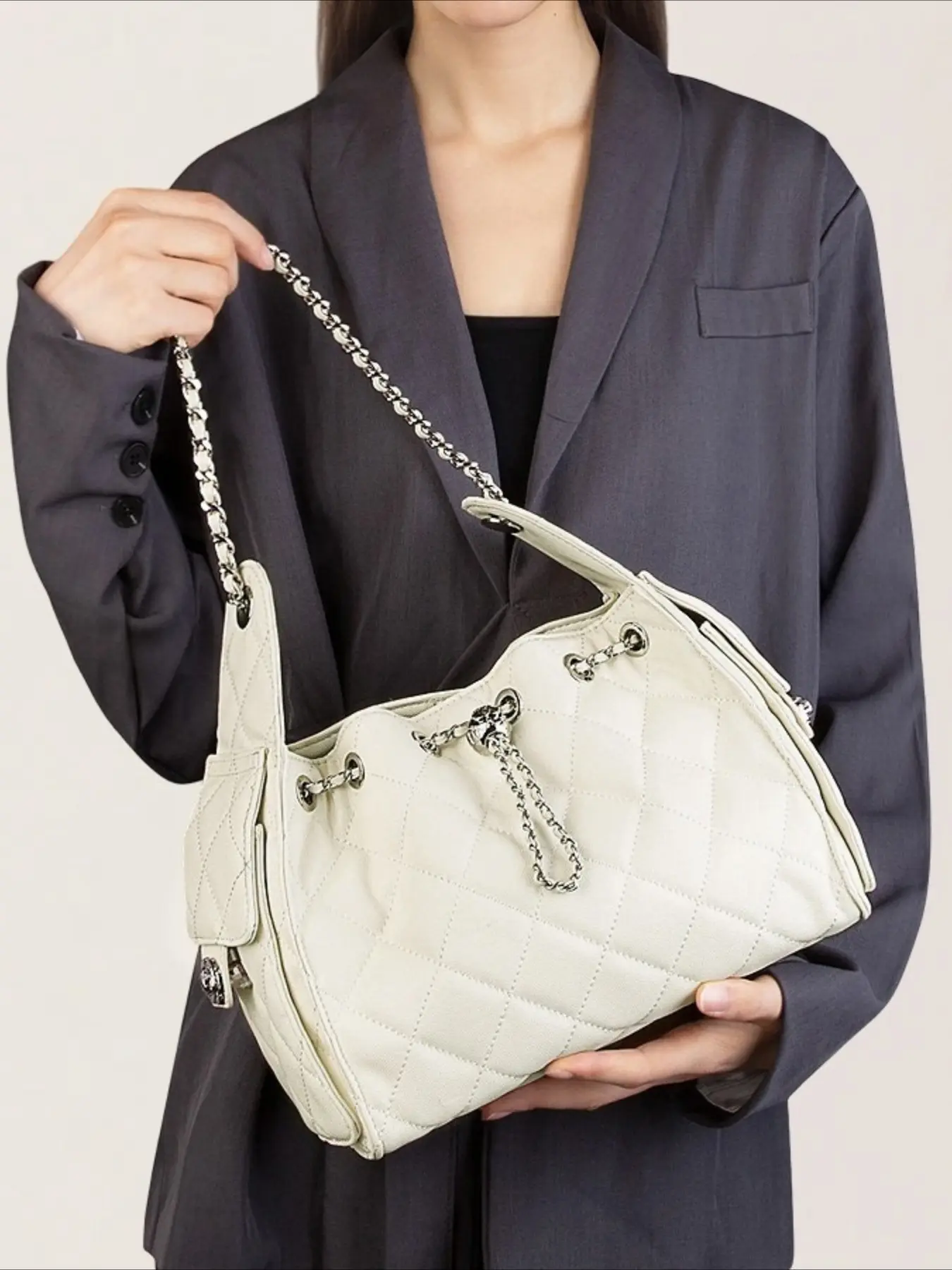 Commuter Versatile Underarm Women's Bag Versatile Rhombus Chain Bag Drawstring Caviar Bucket Bag
