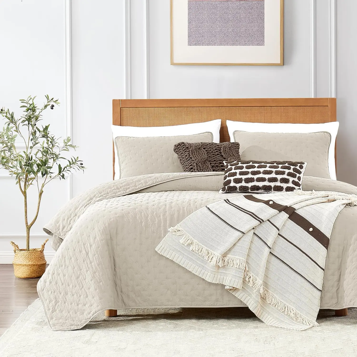 Beige Twin Size Bedding Set with 1 Pillow Sham, Lightweight Soft Microfiber Bedspread Coverlet, Thin Comforter Bed Cover for All Season, 2 Pieces, 68x90 inches
