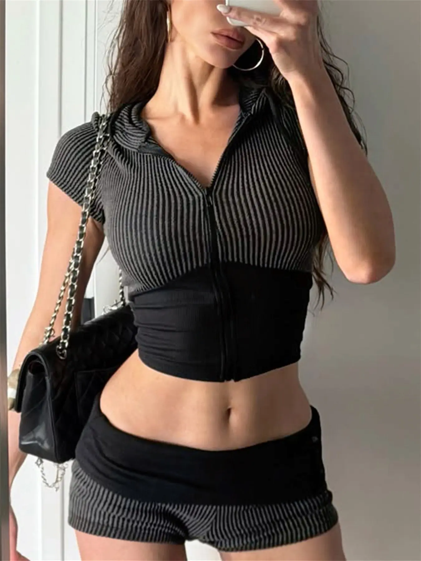 Casual Striped Zipper Hoodie T-Shirt and Shorts Knit Suit, Basic Low Waist Fold-over Waist Hottie Womenn's Two Pieces of Sets, Comfortable Streetwear Daily Slim Twinset, Fitted Tee Set, Crop Shorts Set