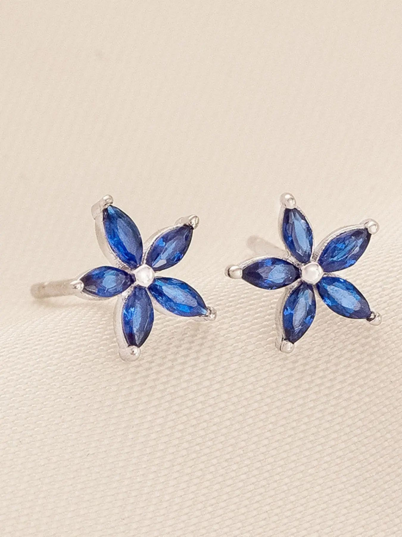 Elegant 925 Silver Flower Earrings with Blue Zircon, Soft and Luxurious Women's Jewelry, Versatile Accessory for Any Occasion