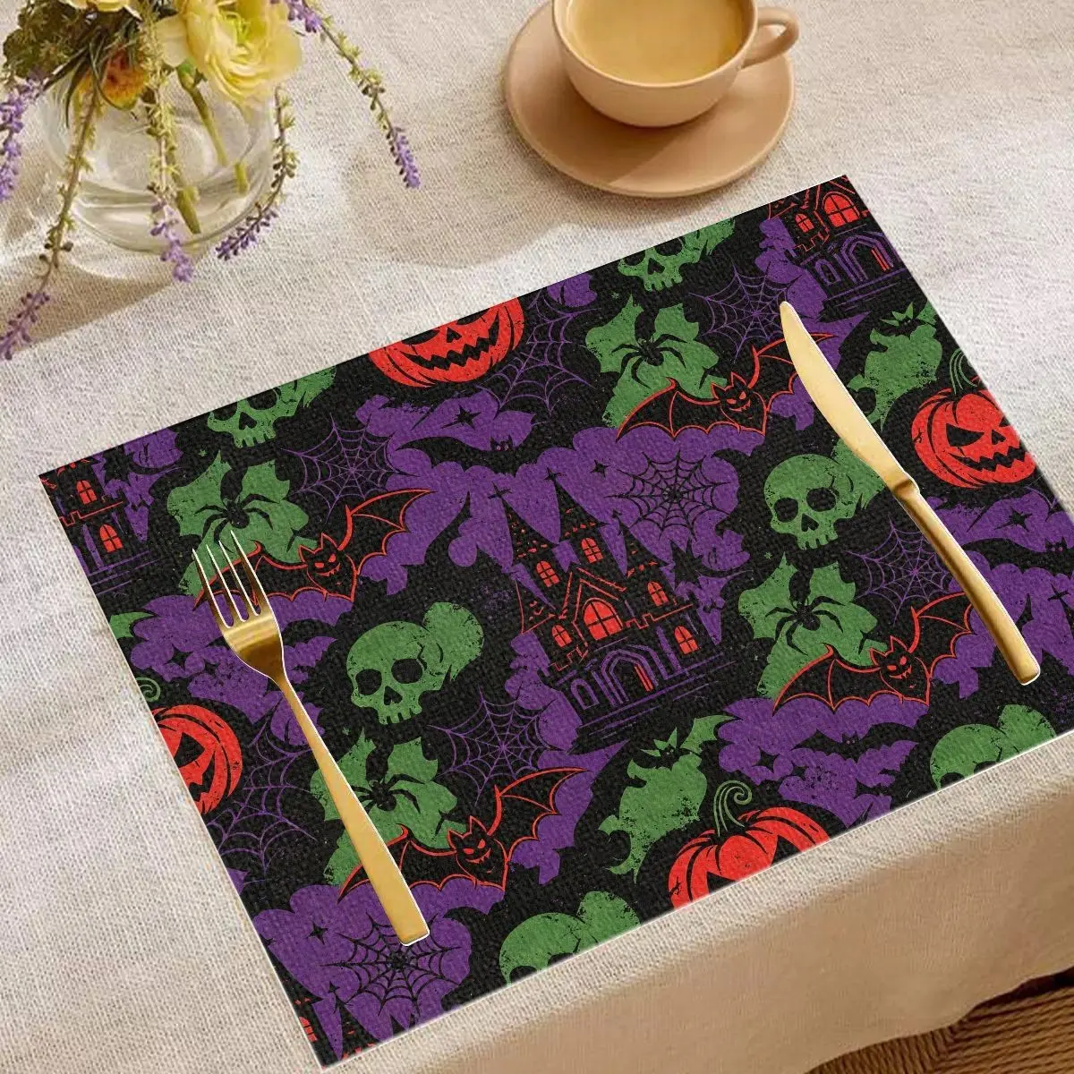 Vikama 4/6pcs Halloween Retro Placemats, Waterproof Oil-Resistant Linen Table Mats, Dark Theme Party Decorative Pads