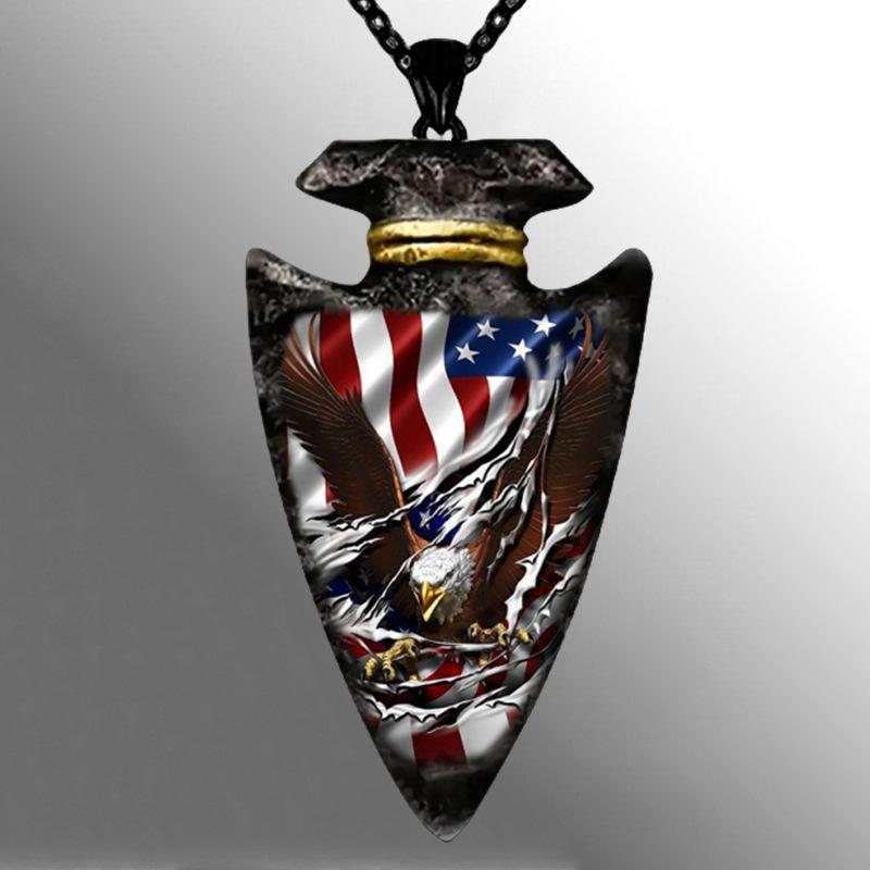 Men's Hip Hop Eagle Head Necklace European and American Creative Stars and Stripes Pendant Personality Animal Trendy Accessories